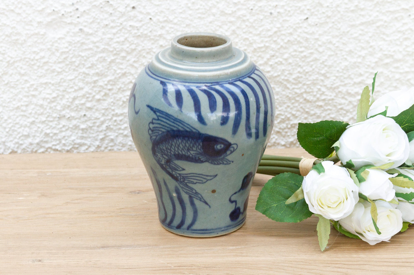 Antique Chinese Fish Motif Jar