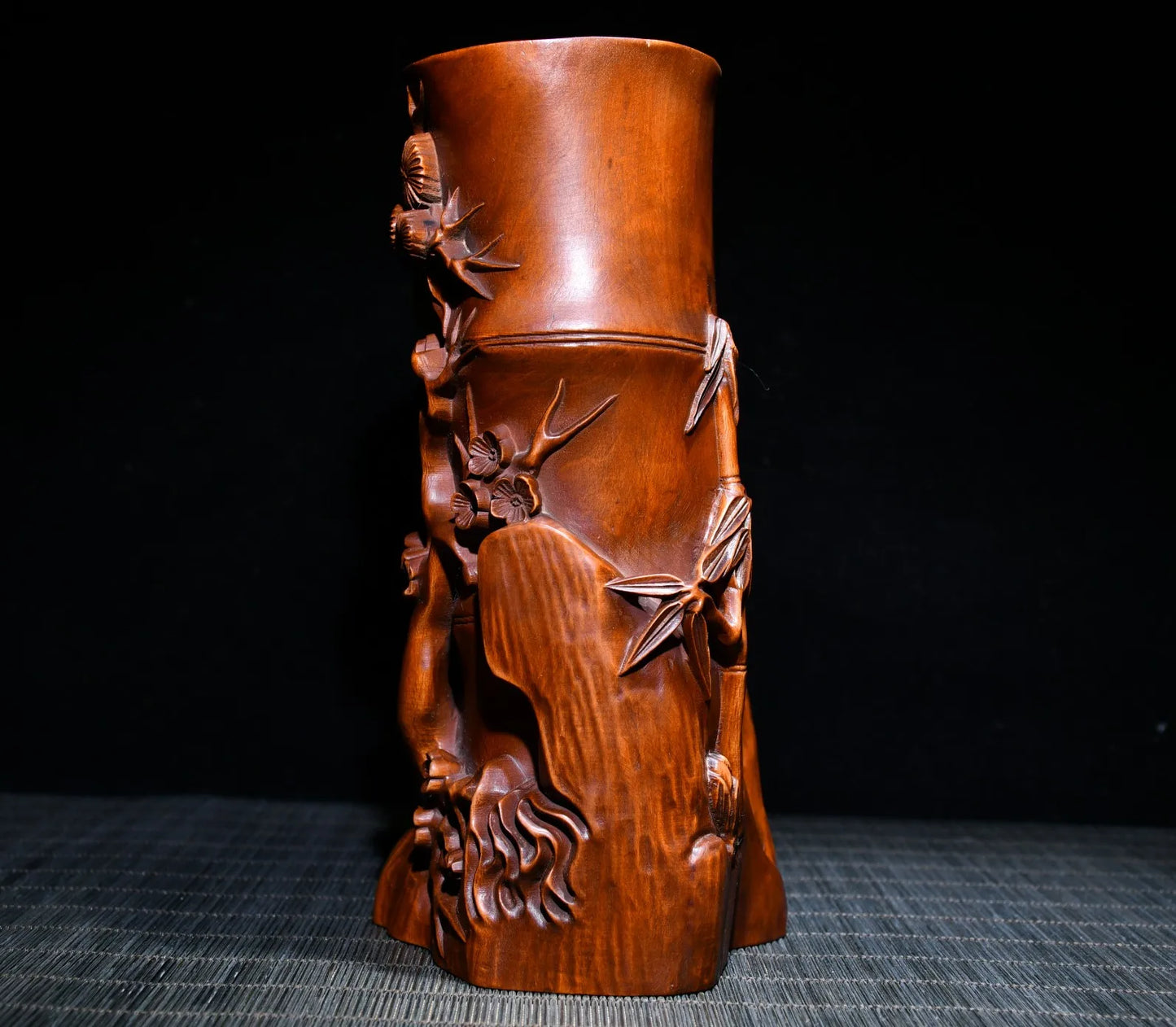 7"Tibetan Temple Collection Old Boxwood Pine needles Welcome Song Pen holder Gather wealth Office Ornaments Town House