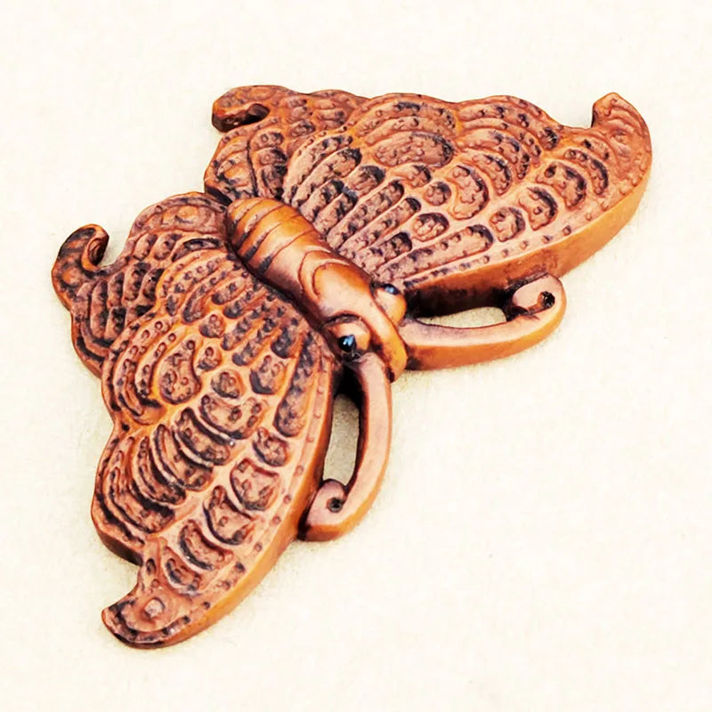 5 cm Buchsbaum Schmetterling Netsuke – Japanische Miniaturskulptur