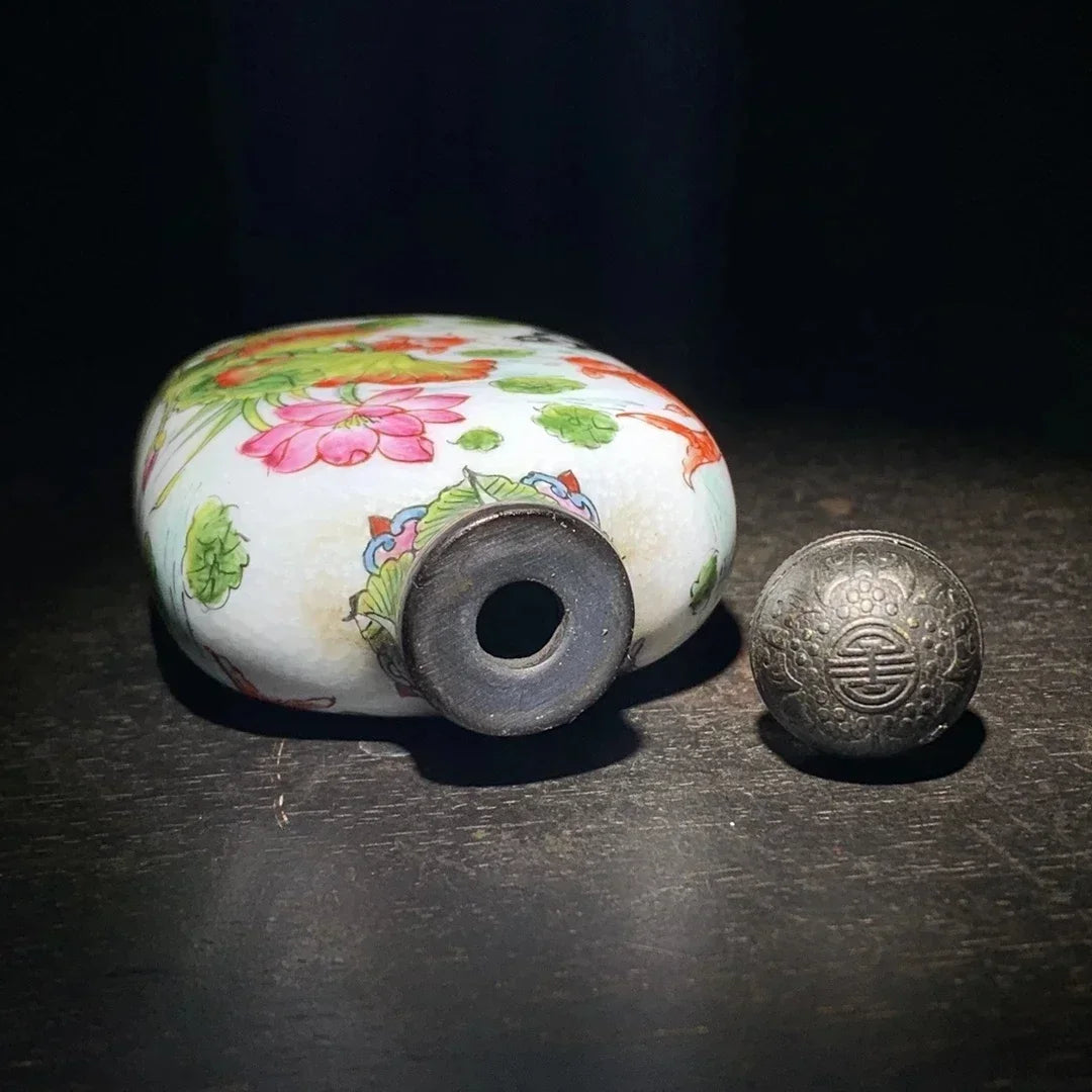 Chinese porcelain antiques collection Cloisonne enamel annual fish snuff bottle