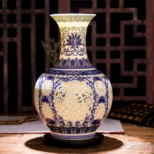 Keramikvase im Vintage-Stil Bogu