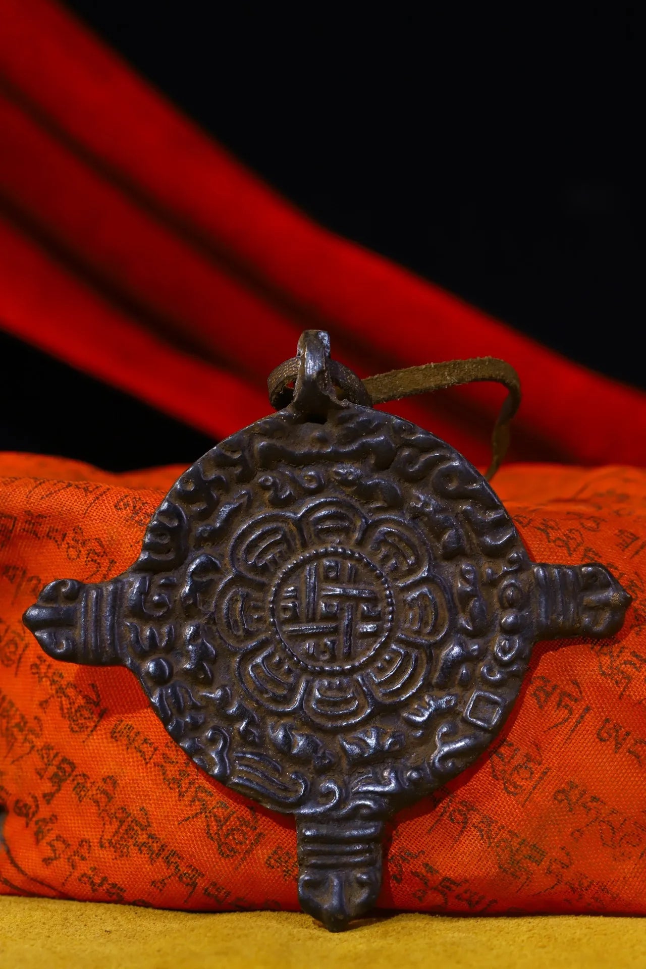 4" Bronze Six‑Word Proverb Turtle Amulet – Asian Home Decor Pendant
