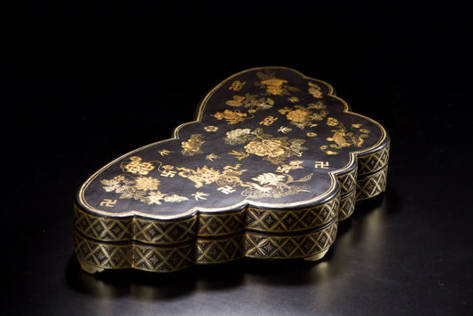 Vintage Wood Butterfly Lacquer Box – Gold Buddha Symbol & Flower Pattern (House Guardian)