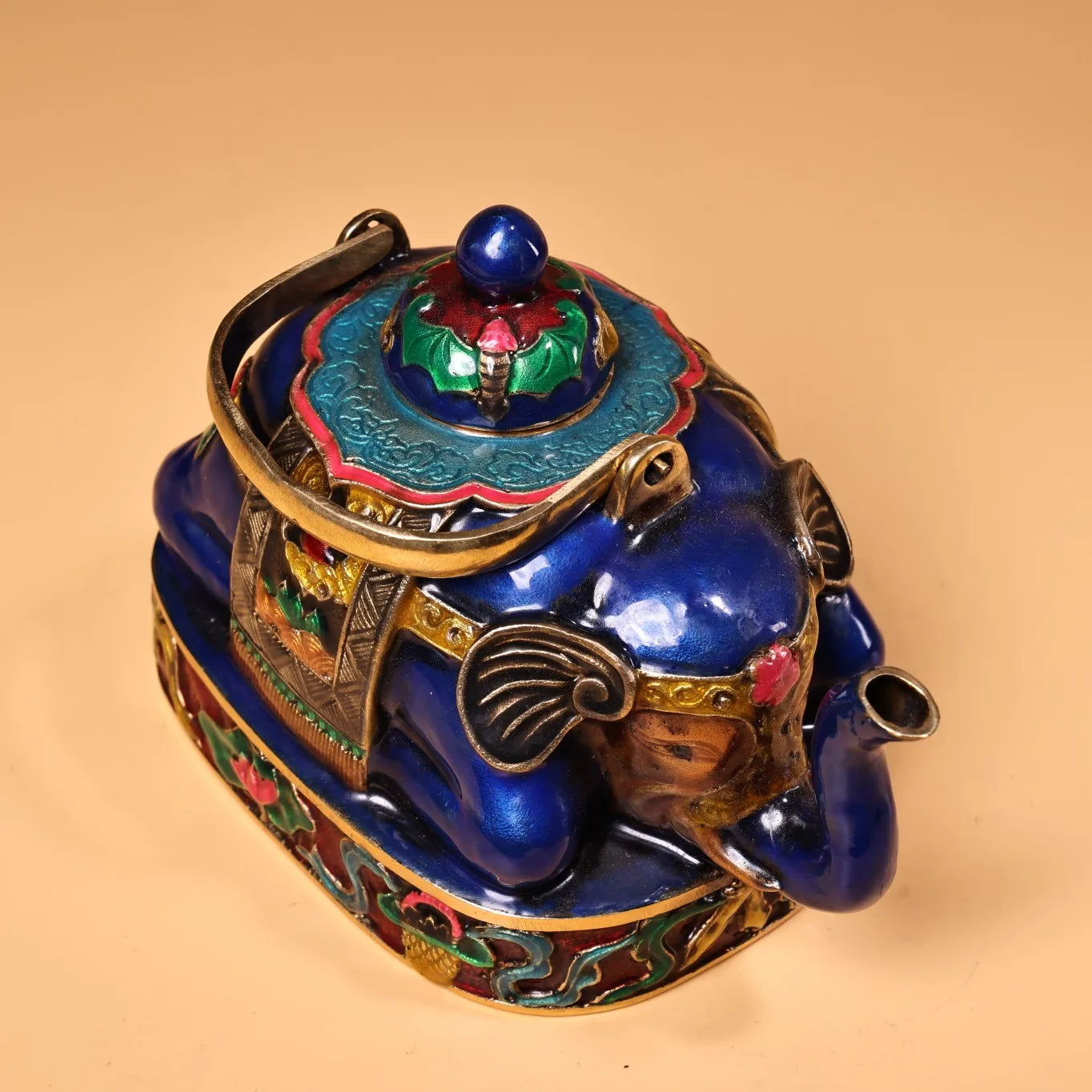 6"Tibetan Temple Collection Old Bronze Cloisonne Elephant Statue Kettle Teapot Flagon Gather fortune Ornament Town house