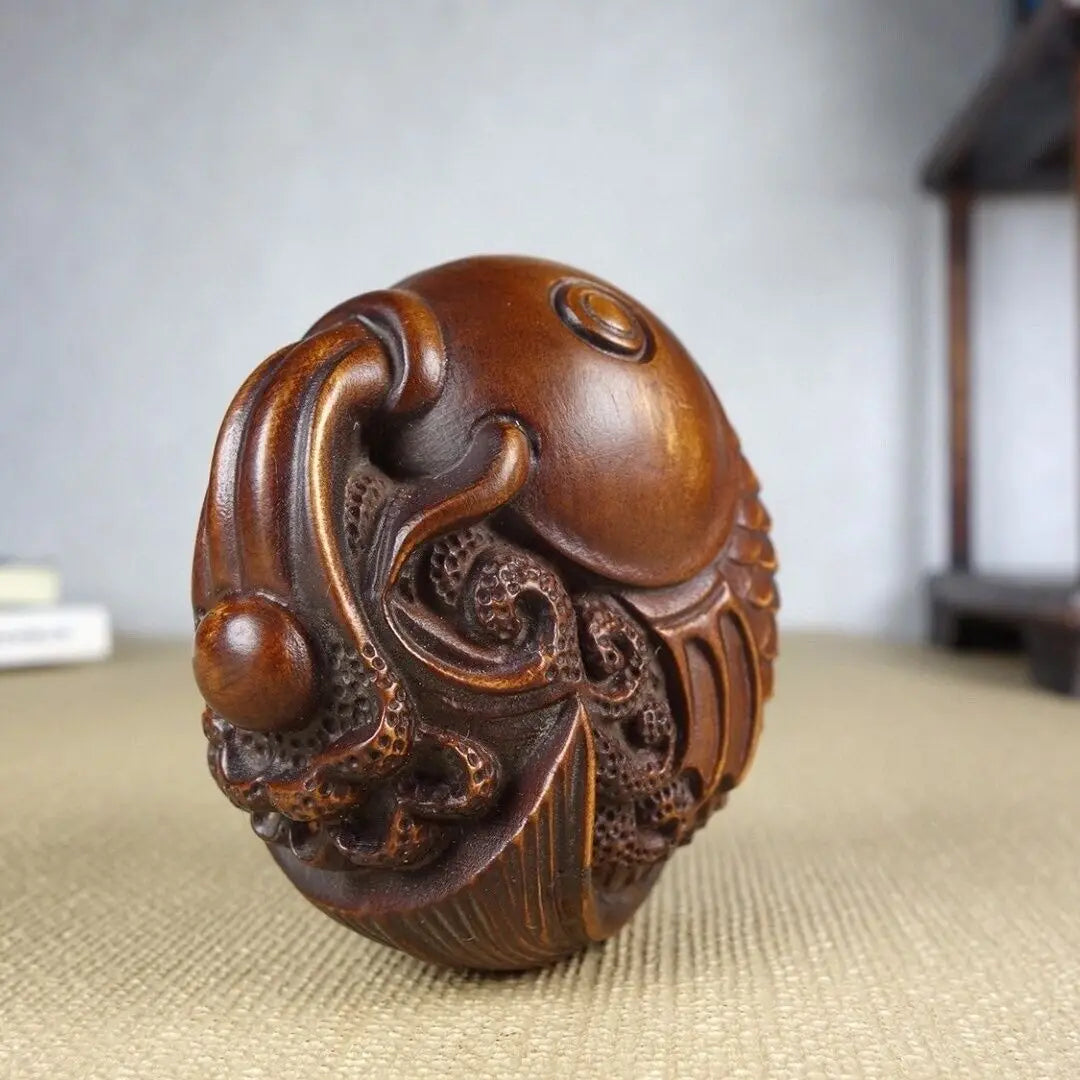Asian Hand Carved Boxwood Netsuke Figurine cute Fish fengshui Carp statue curio