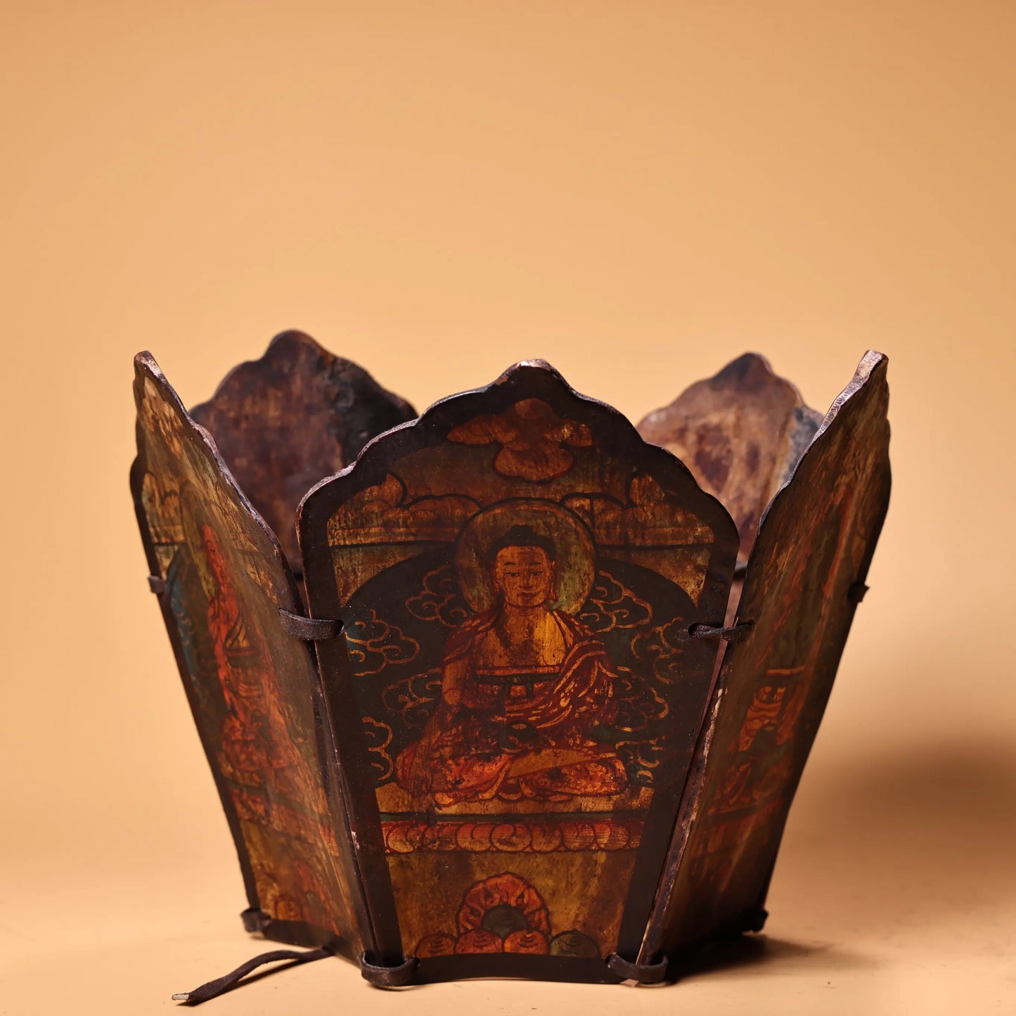 Yak Bone Five Shakyamuni Buddha Crown Amulet – Asian Home Decor