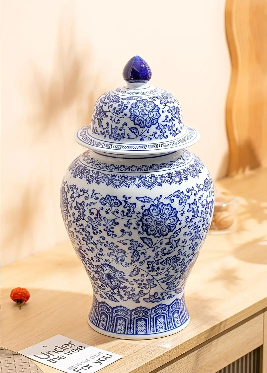 15 Zoll hohe glänzende Keramik-Ingwer-Vase, blau-weiß, Chinoiserie-Dekor
