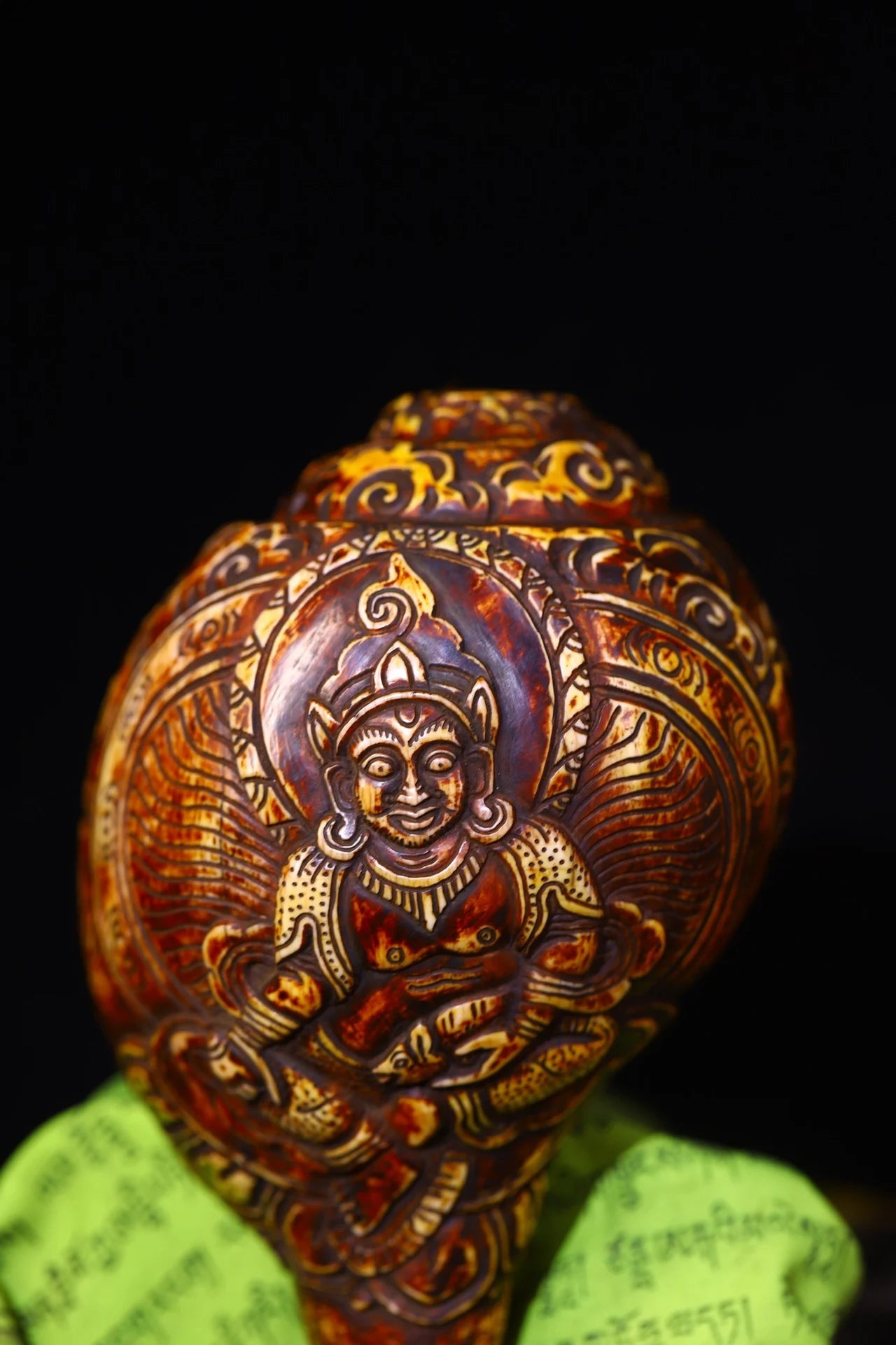 8" Natural Conch Jambhala Buddha Amulet