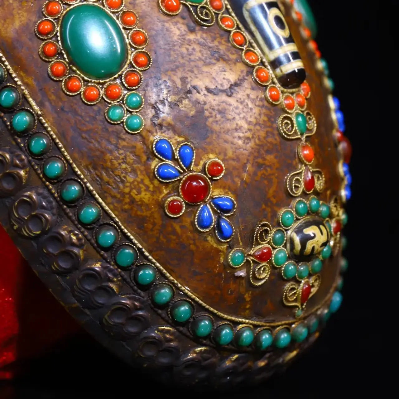 Old Nepalese Gabalā Bowl with Skull & gZi Beads