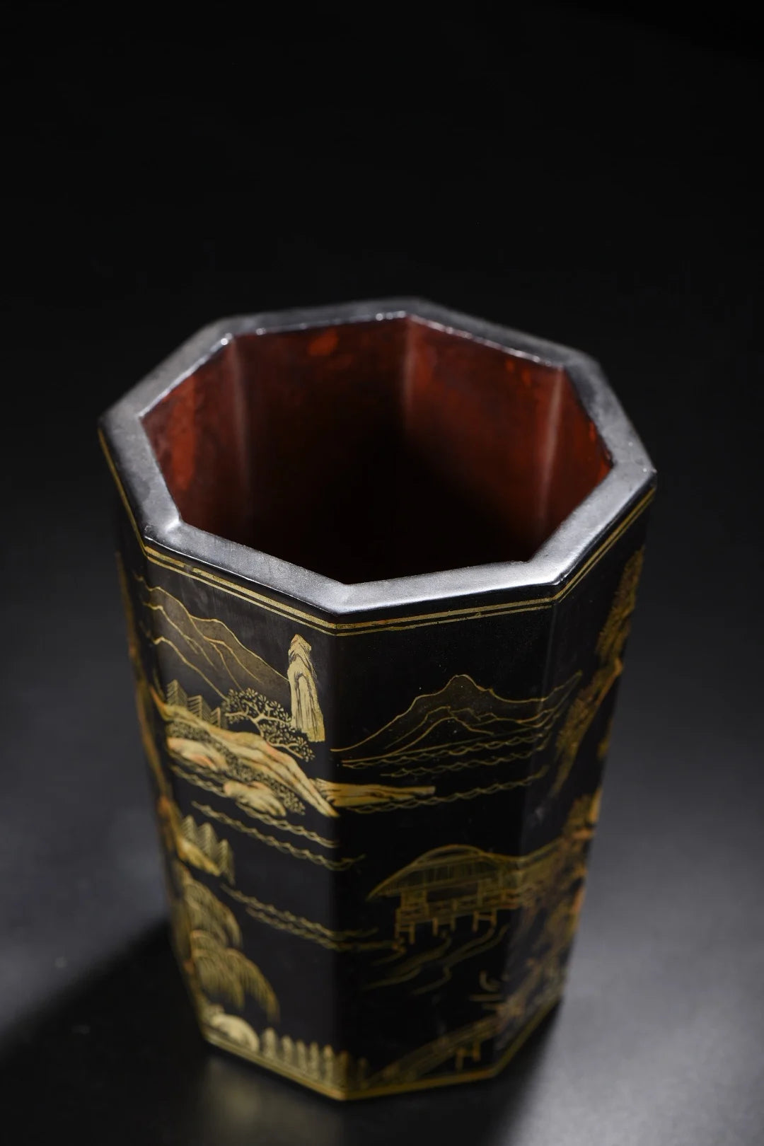 Nepalese Folk Lacquerware Pen Holder – Gold-Outlined Landscape Brush Pot (6")