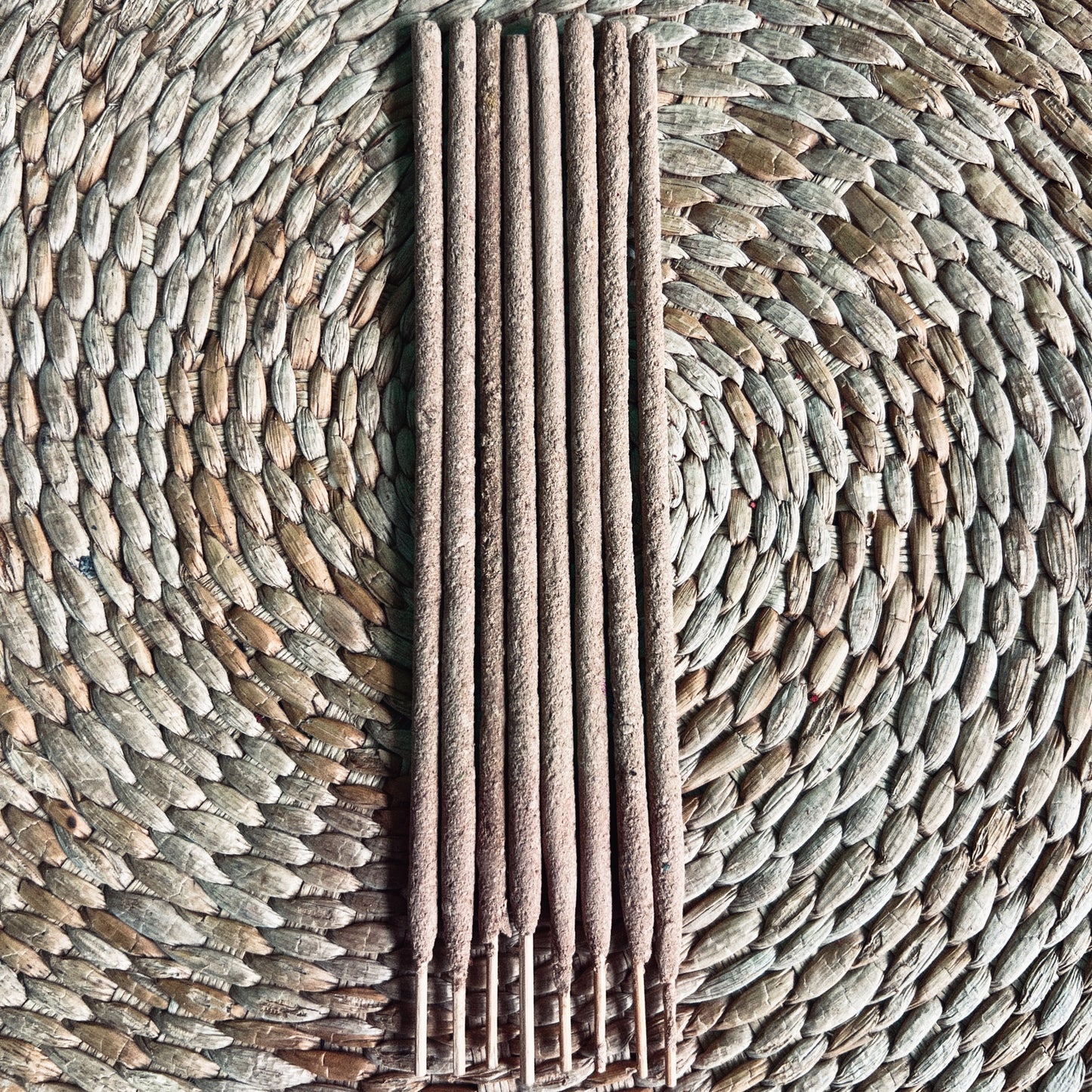 Sandal Wood - 8 Sacred Natural Incense Sticks