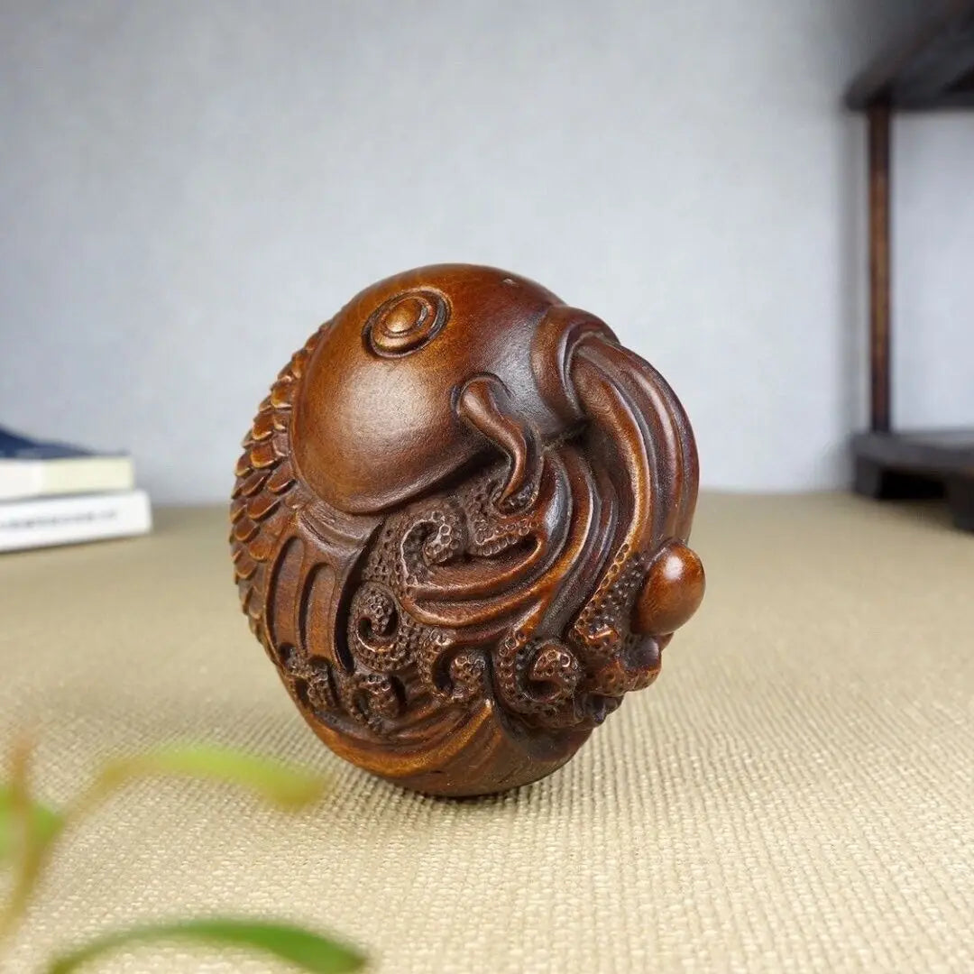 Asian Hand Carved Boxwood Netsuke Figurine cute Fish fengshui Carp statue curio