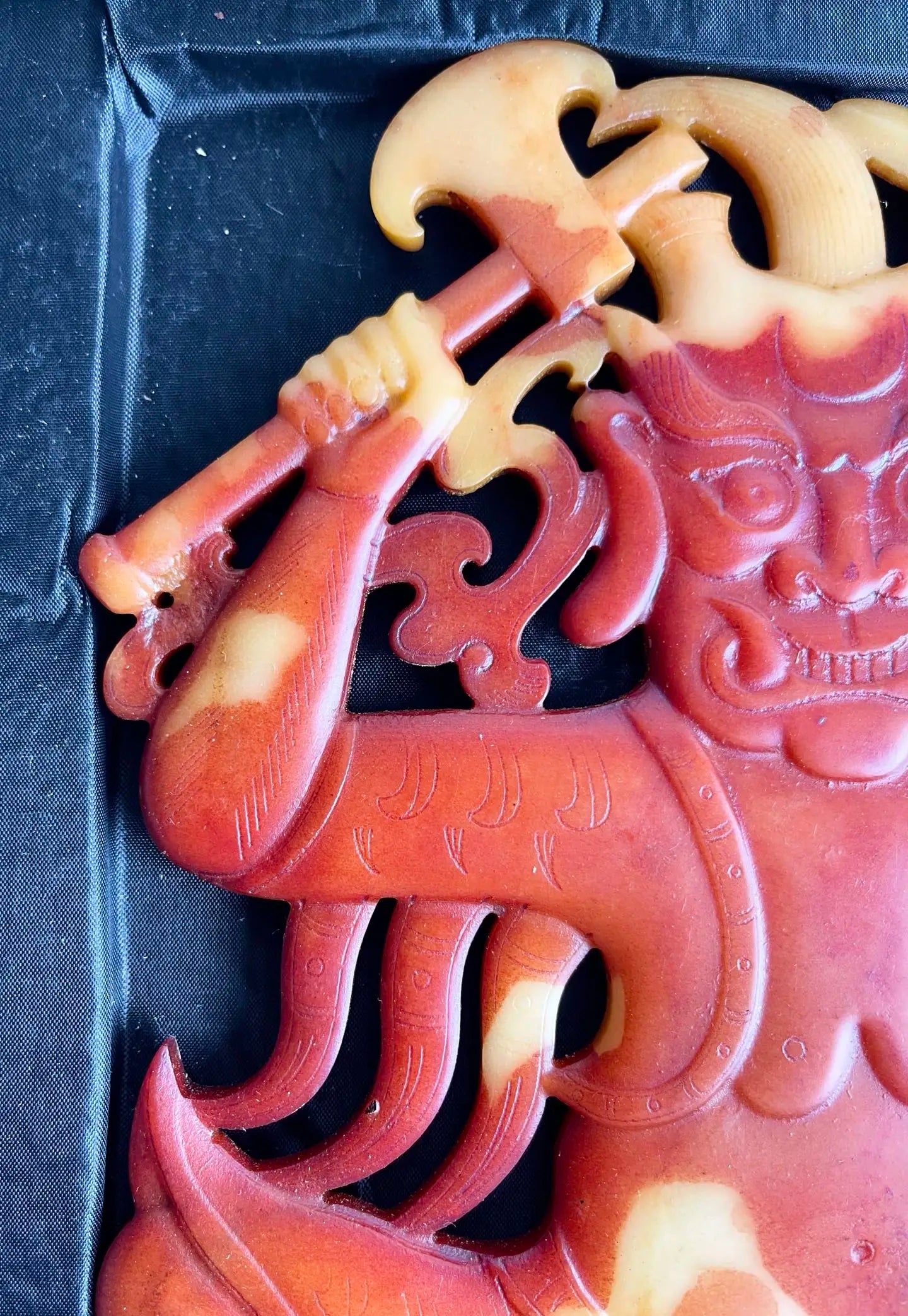 Rare Antique Xiu Yuan Jade Heavenly Deity Statue – Han Dynasty Style