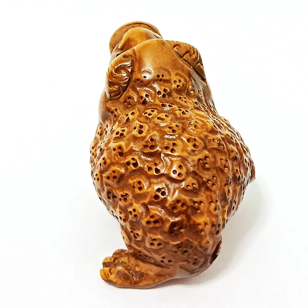 RS504, 2" Hand Carved Japanese Boxwood Netsuke, Wealthy Toad Figurine, Frog Sculpture, Small Ornaments