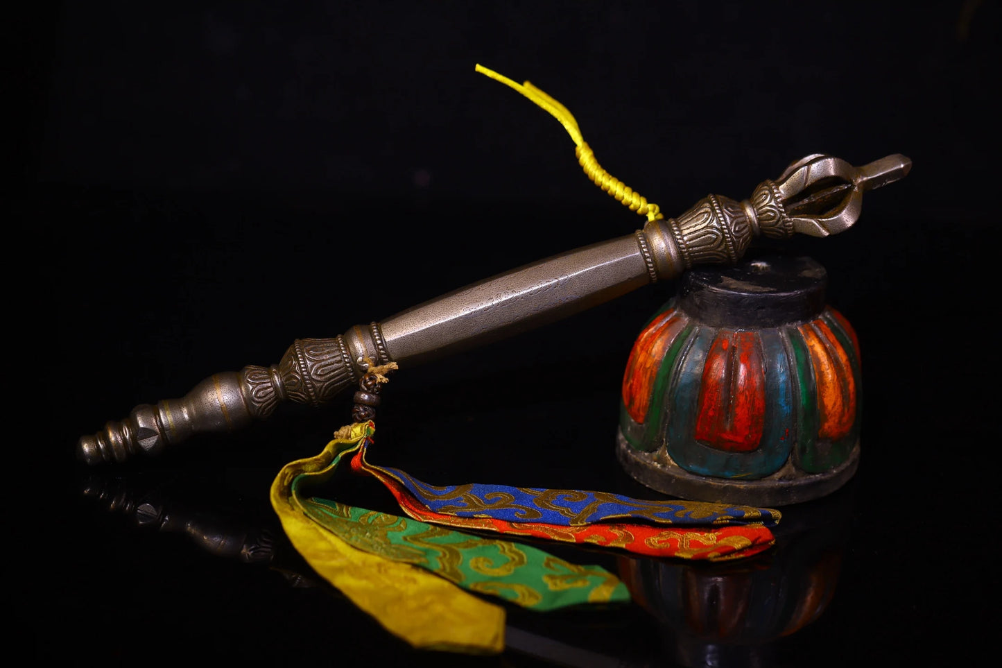 16" Cinnabar Vajra Phurpa with Bodhi Root Base – Temple Dorje Mace