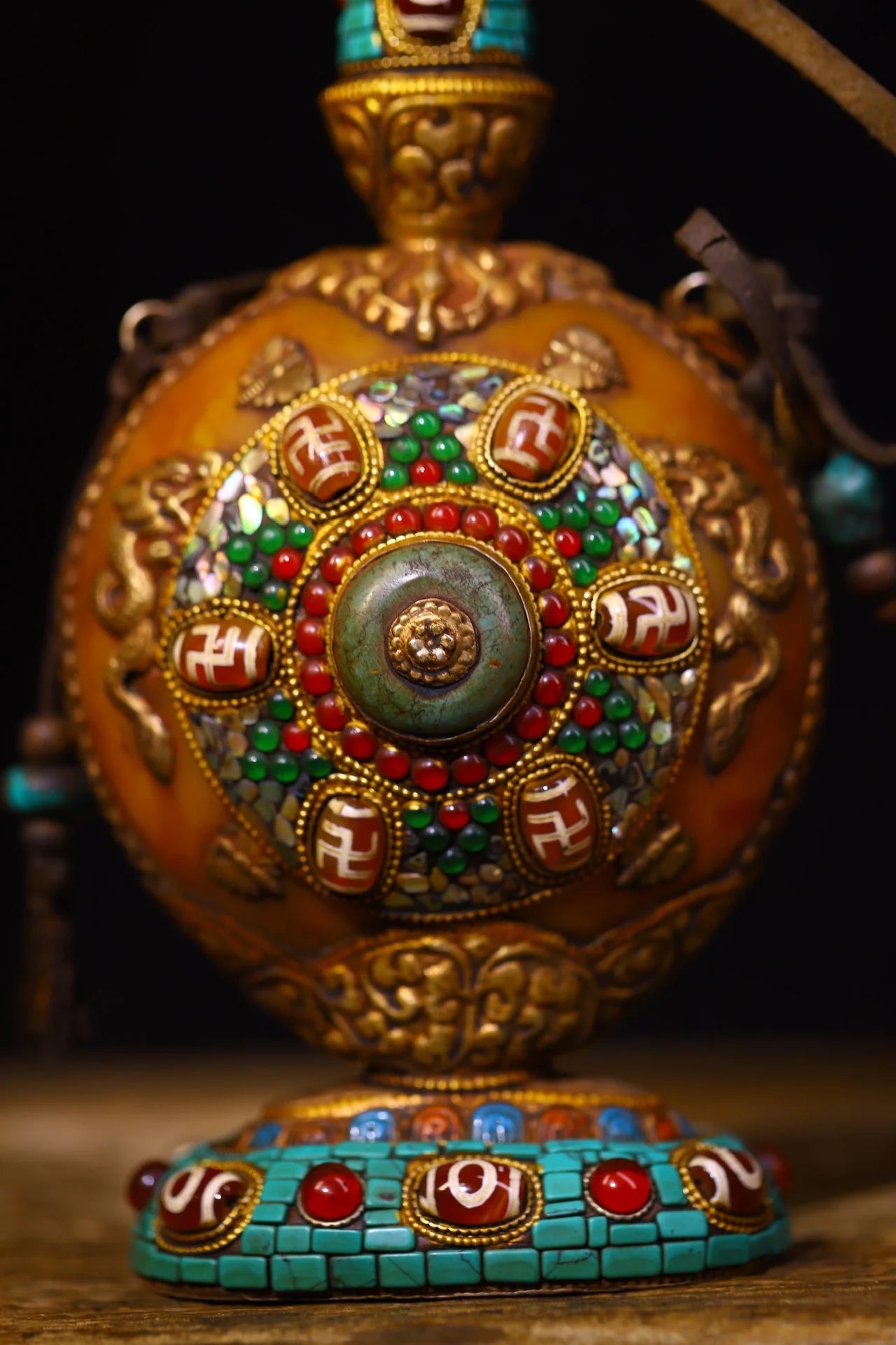 Bienenwachs & tibetisches Silber gZi Schnupftabakflaschen-Amulett – Asiatische Heimdekoration
