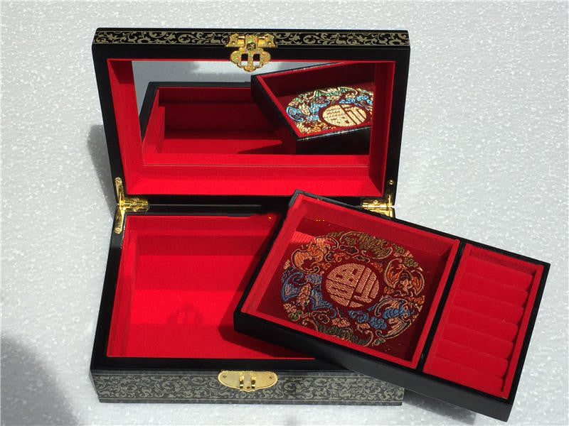 Pingyao Chinese Classical Hand Painted Gold Foil Jewelry Box