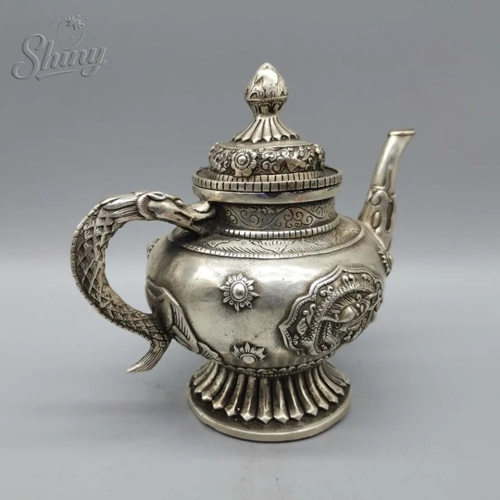 Exquisite alte chinesische Tibet Silber handgeschnitzte Drachenflasche / Teekanne