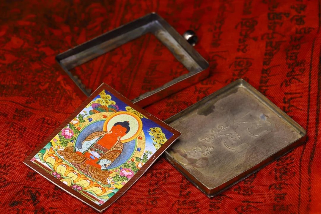 2"Tibetan Temple Collection Old Bronze Gilded silver Hand Painted Thangka Shakyamuni Buddha Pendant amulet Town House Exorcism