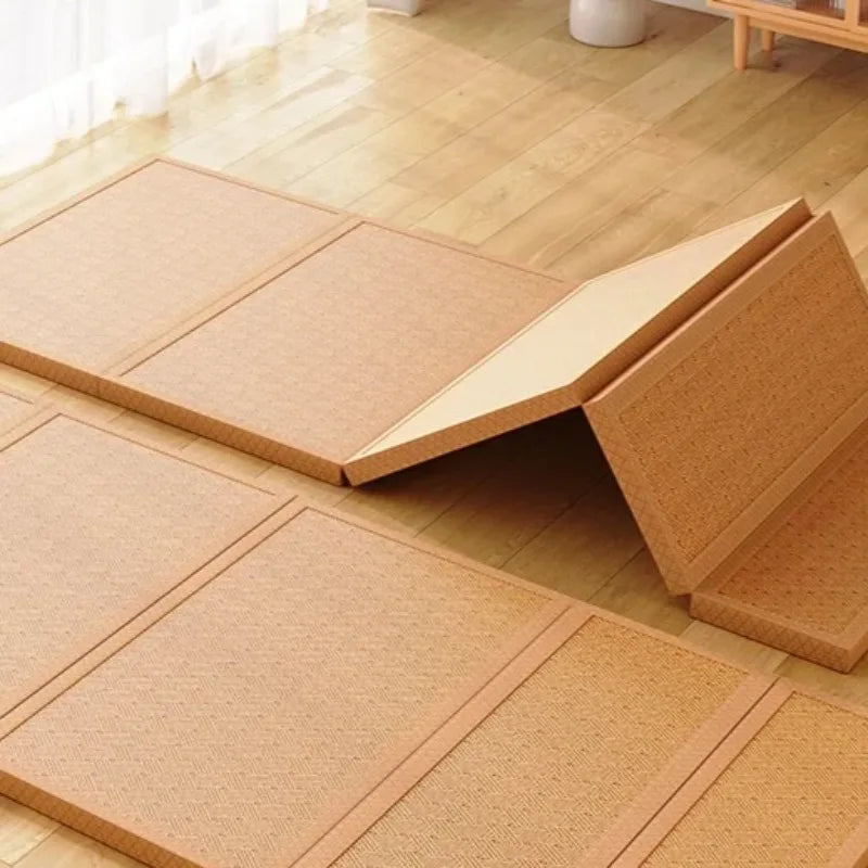 Faltbare japanische Tatami-Rattanmatte – Kühlende Sommer-Bodenmatte