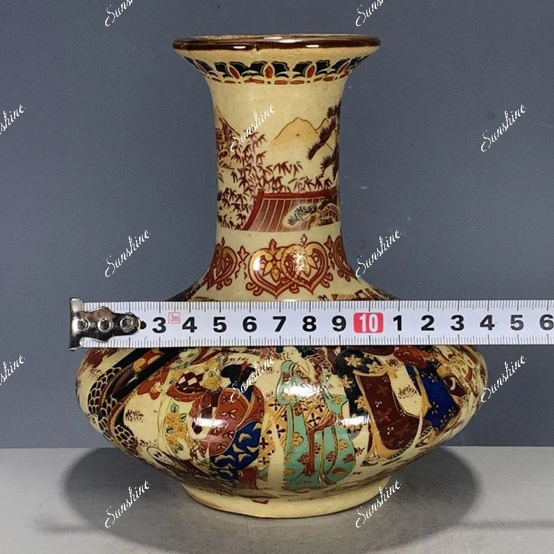 Porzellanfigur japanische Kaiserinwitwe – Schreibtischfigur Deko