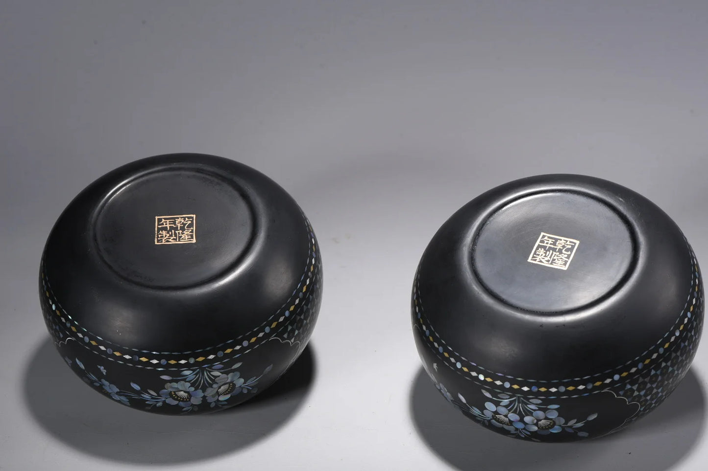 6" Tibetan Temple Mother‑of‑Pearl Inlay Lacquerware Go Can – Floral Chess Jar Pair