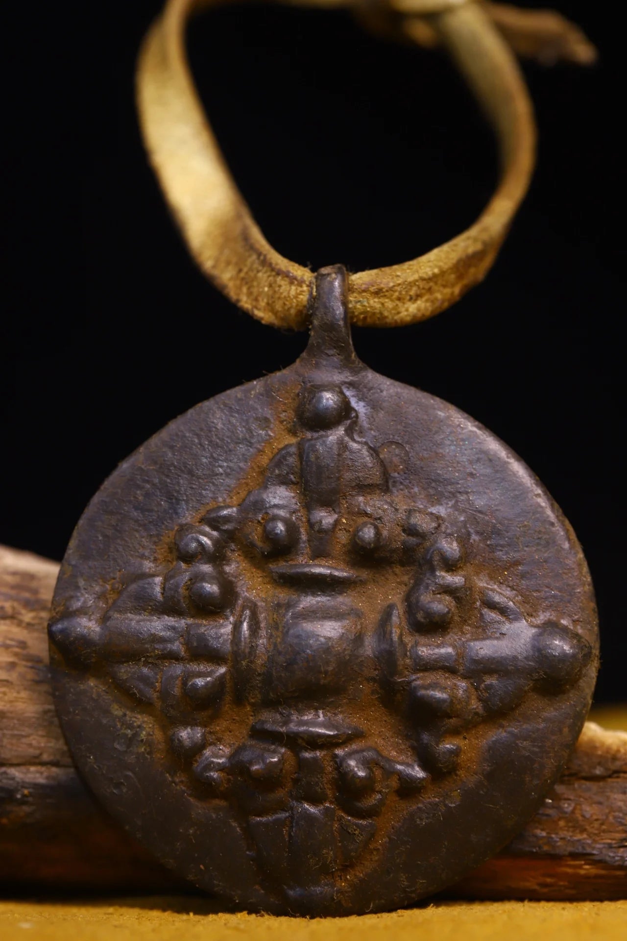 2" Bronze Cross Vajra Amulet – Temple Buddha Plate Protector
