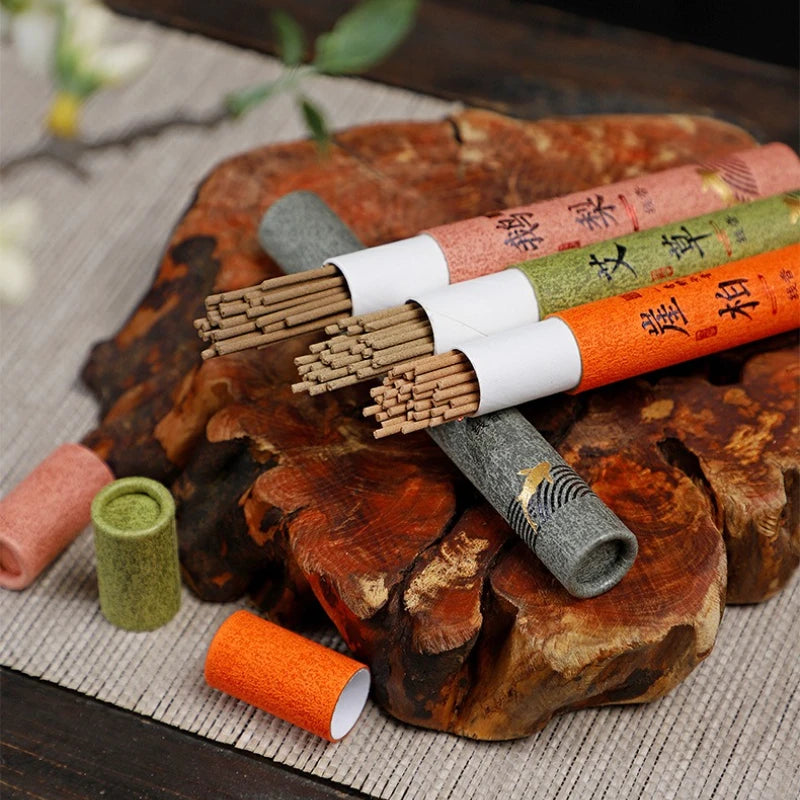 12 Arten natürlicher Räucherstäbchen – Sandelholz, Osmanthus & mehr