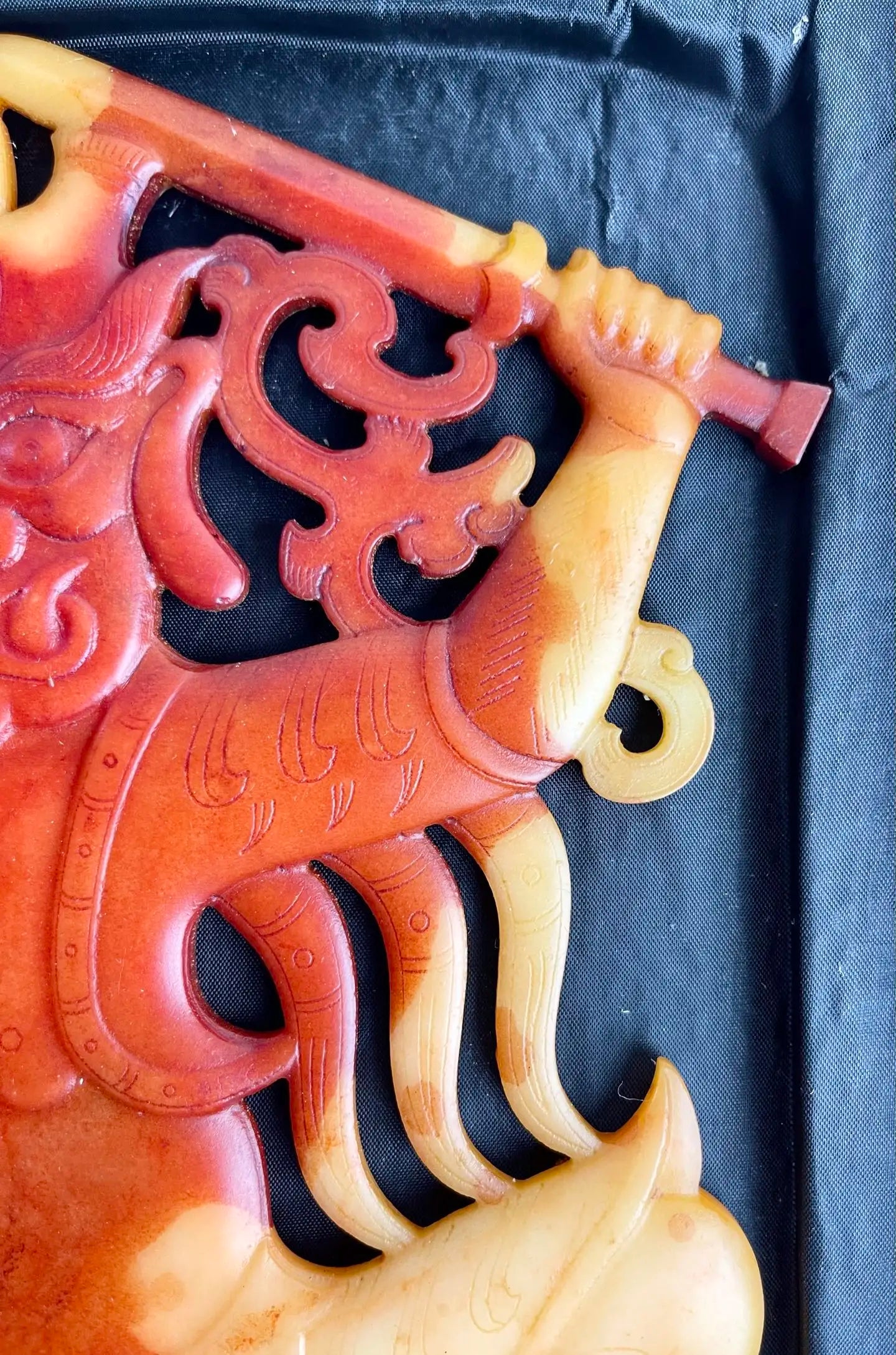 Rare Antique Xiu Yuan Jade Heavenly Deity Statue – Han Dynasty Style