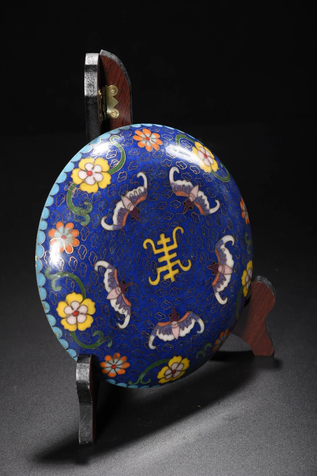 Tibetan Temple Cloisonné Five-Bat Longevity Plate – Bronze Reward Screen (7")