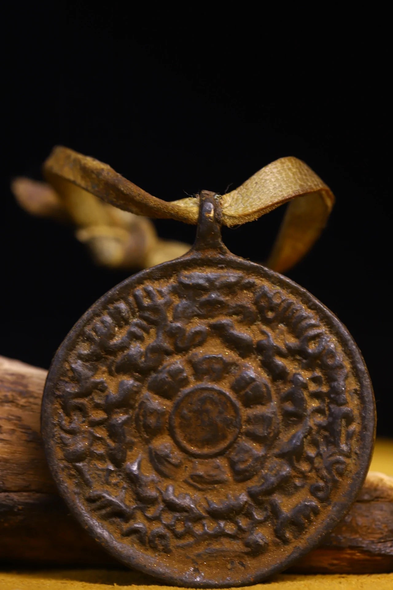2" Bronze Cross Vajra Amulet – Temple Buddha Plate Protector