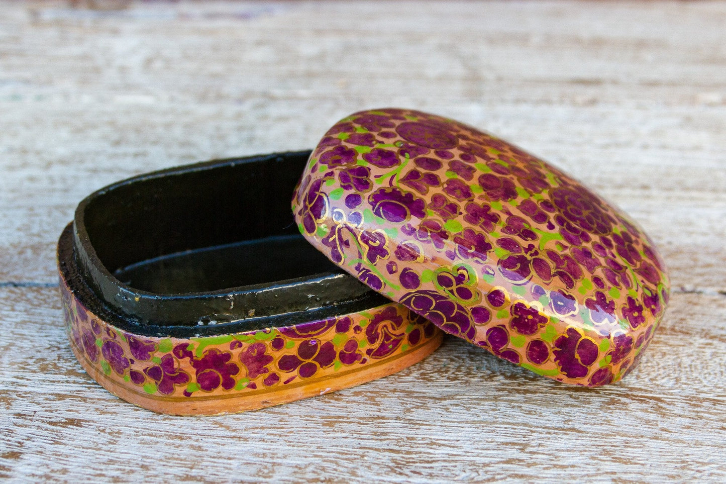 Small Mauve Kashmiri Tikka Box