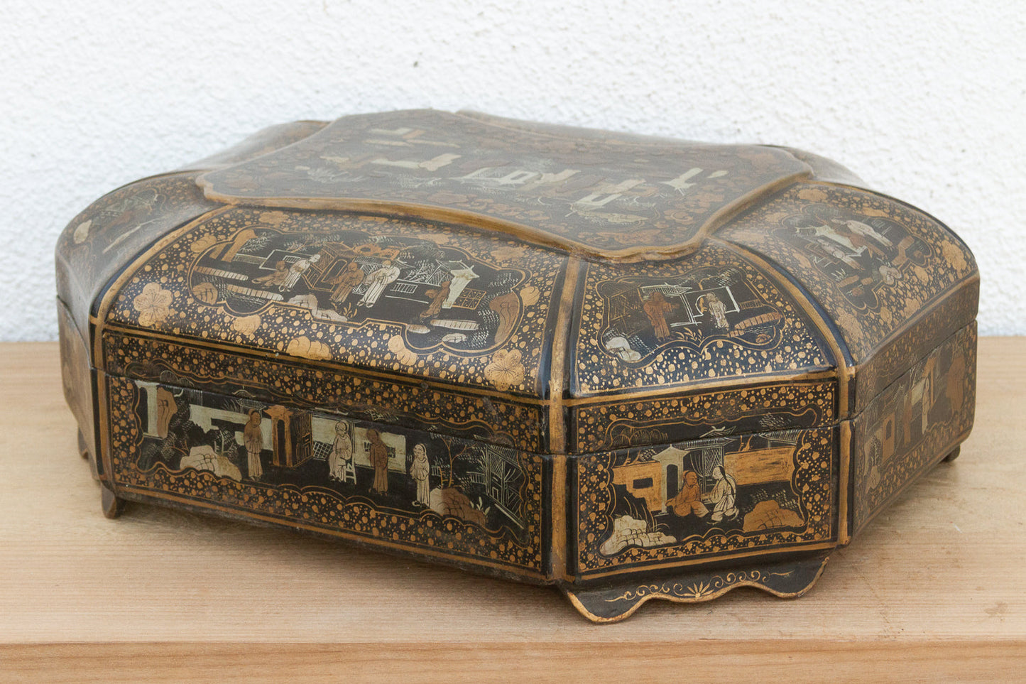 Large Antique Wood Black & Gold Chinoiserie Box