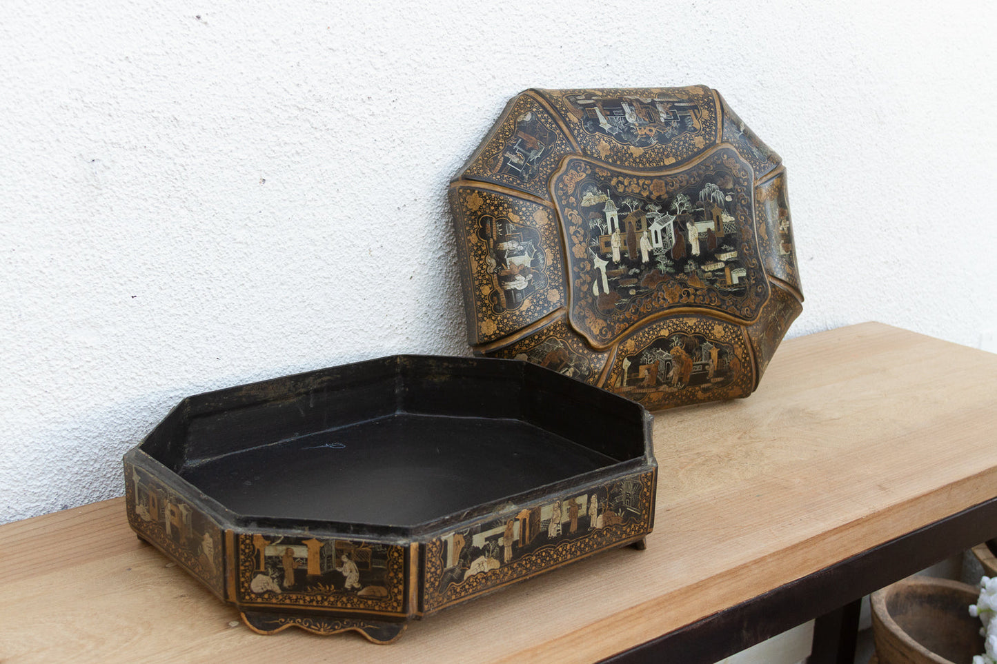 Large Antique Wood Black & Gold Chinoiserie Box