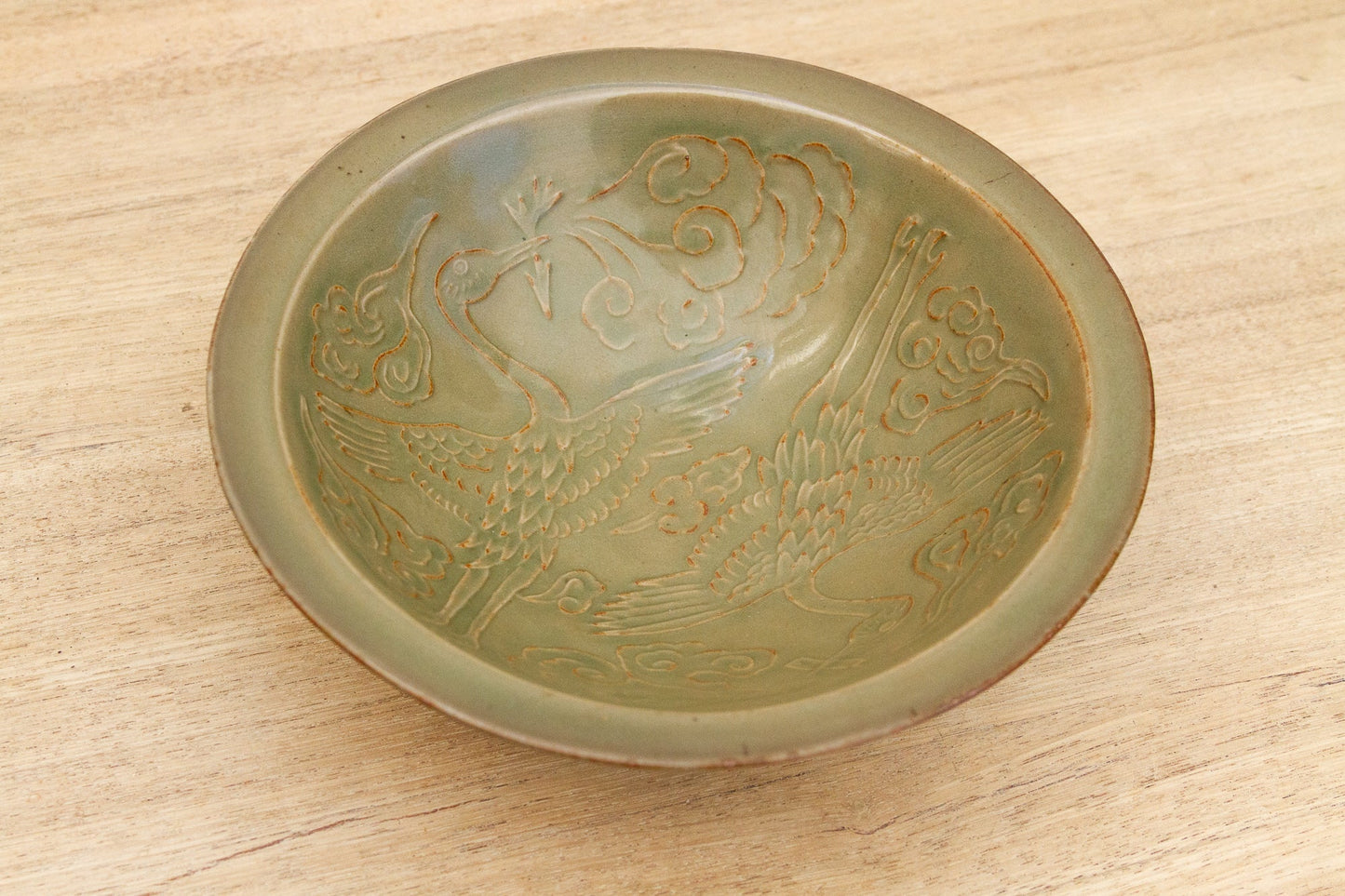 Antique Dragon Engraved Yaozhou Celadon Bowl