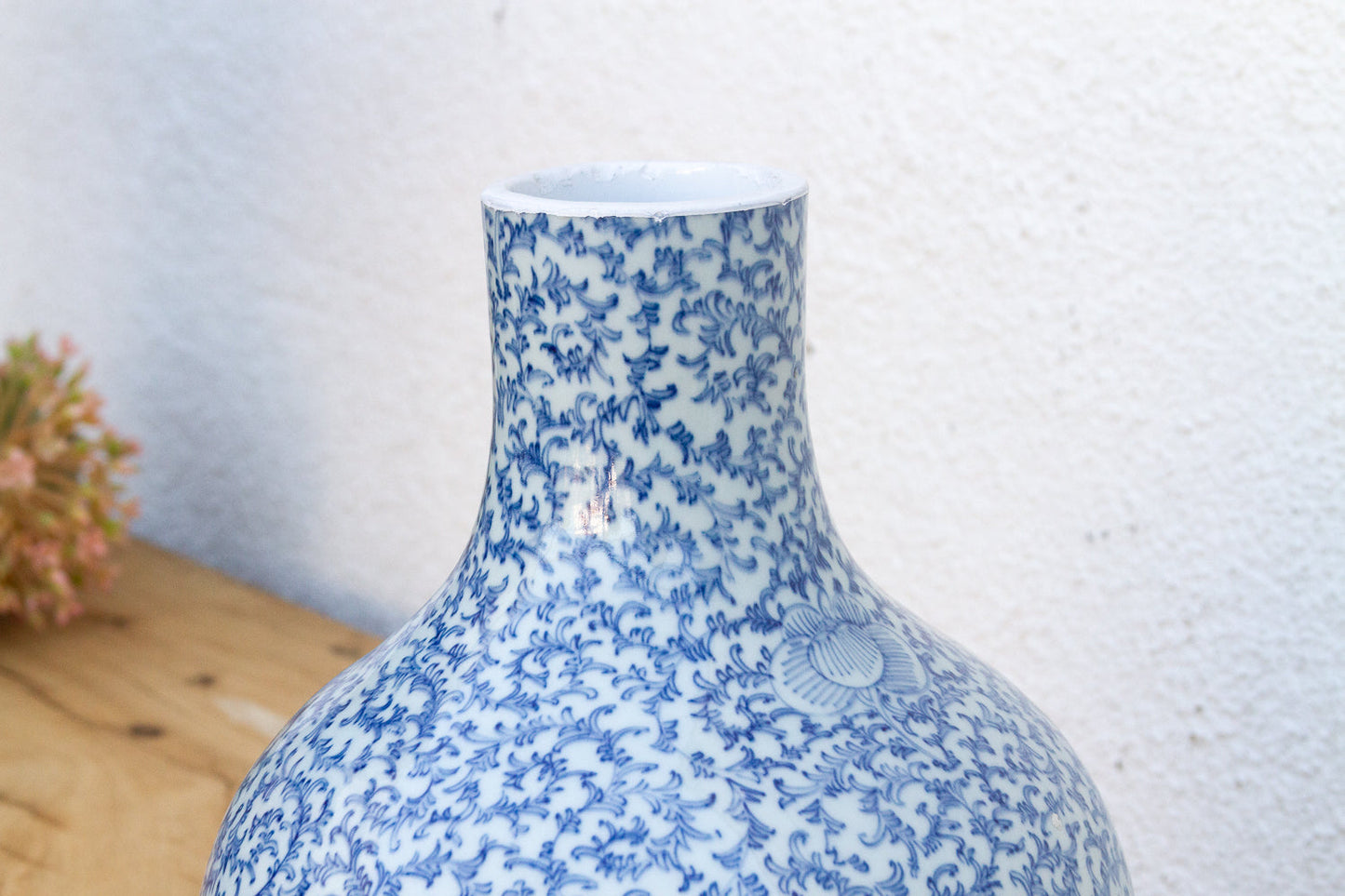 Vintage Blue & White Qinghua Floral Vase