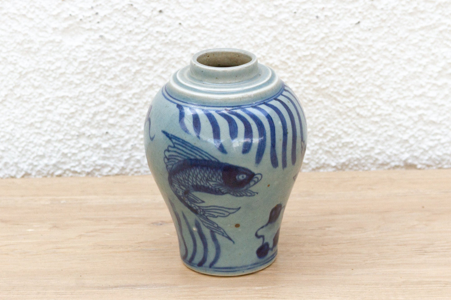 Antique Chinese Fish Motif Jar