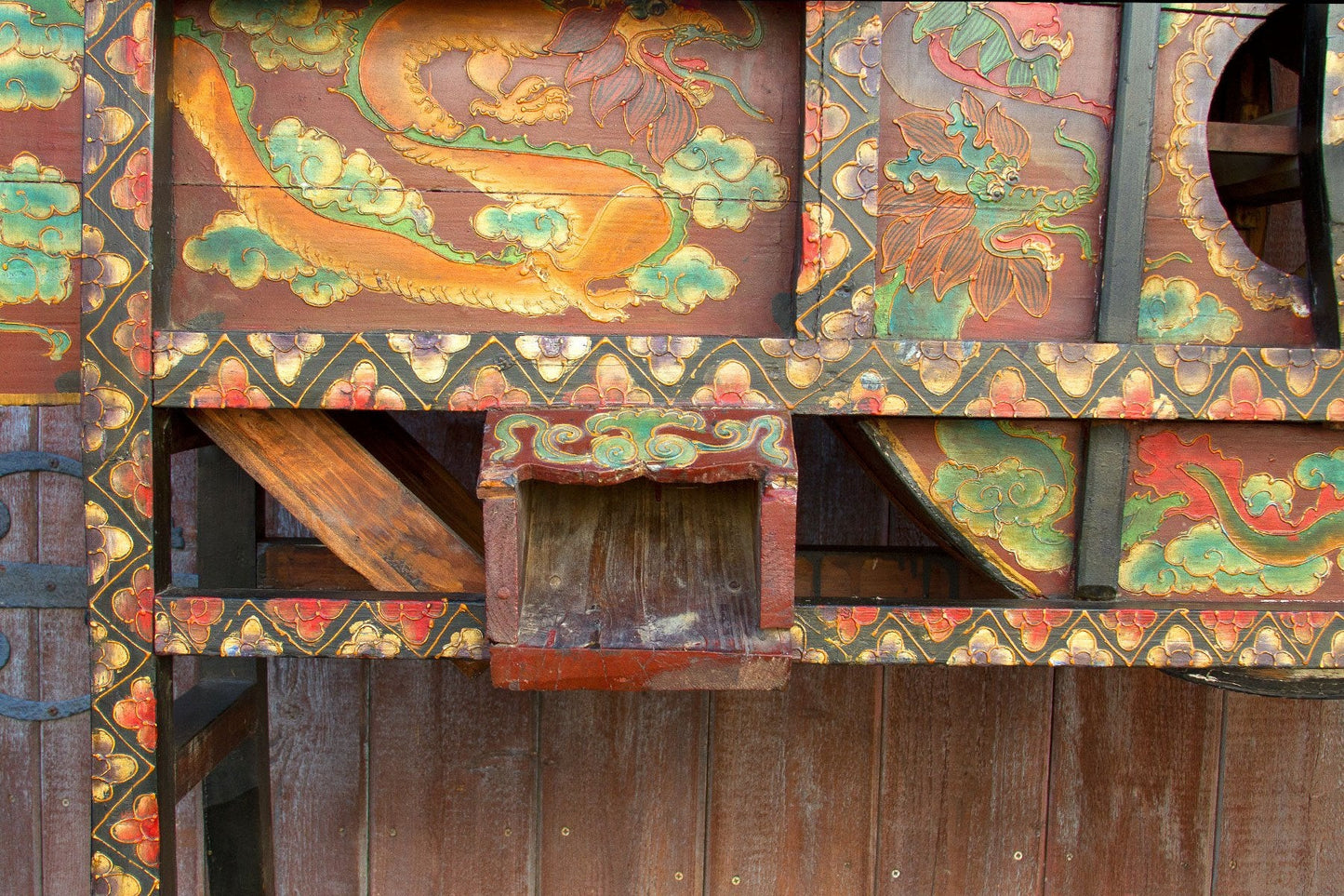 Tibetan Dragon Rice Separator