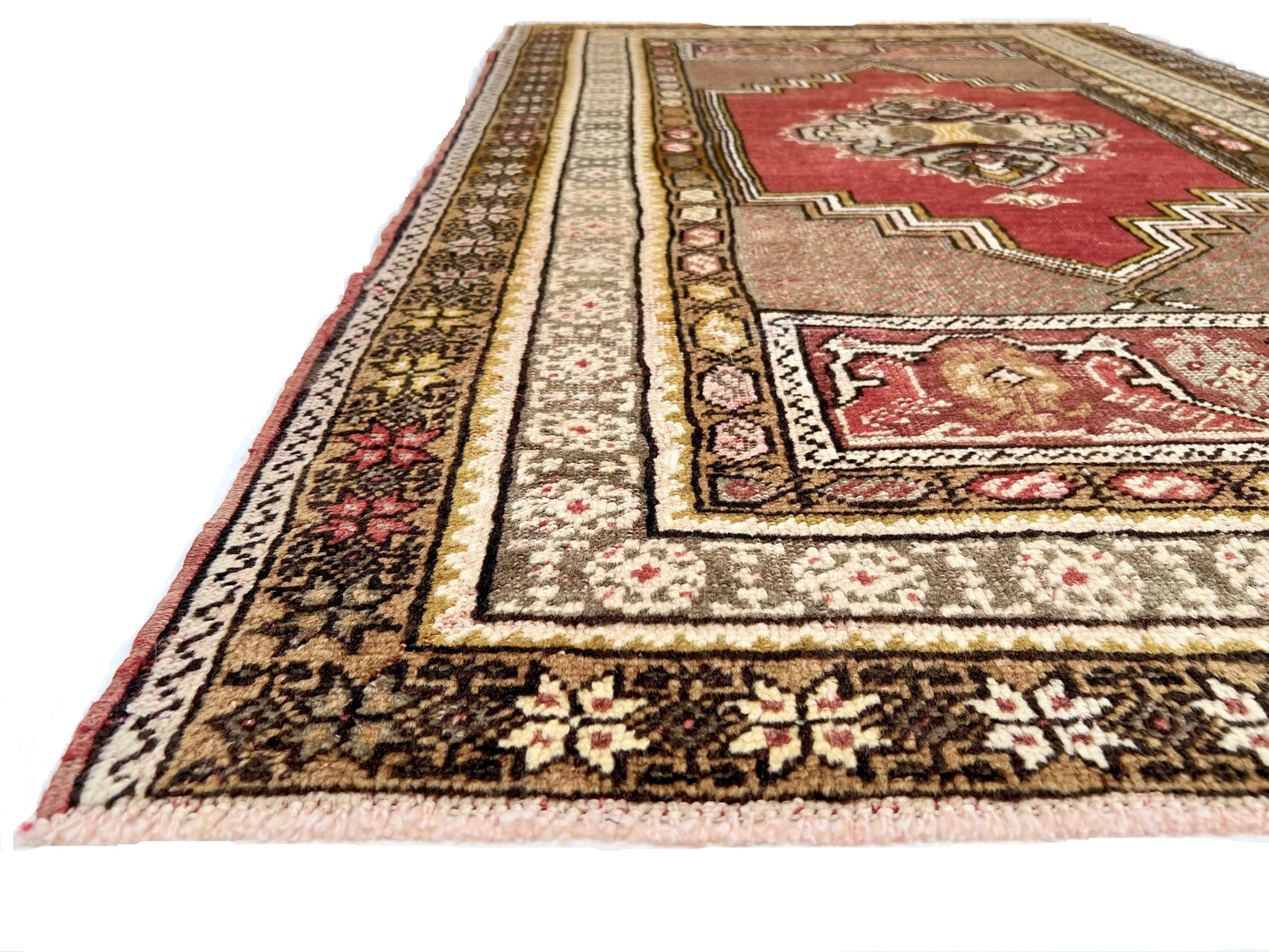 Vintage Turkish Rug 3'0" x 5'4" – Light Red & Gold