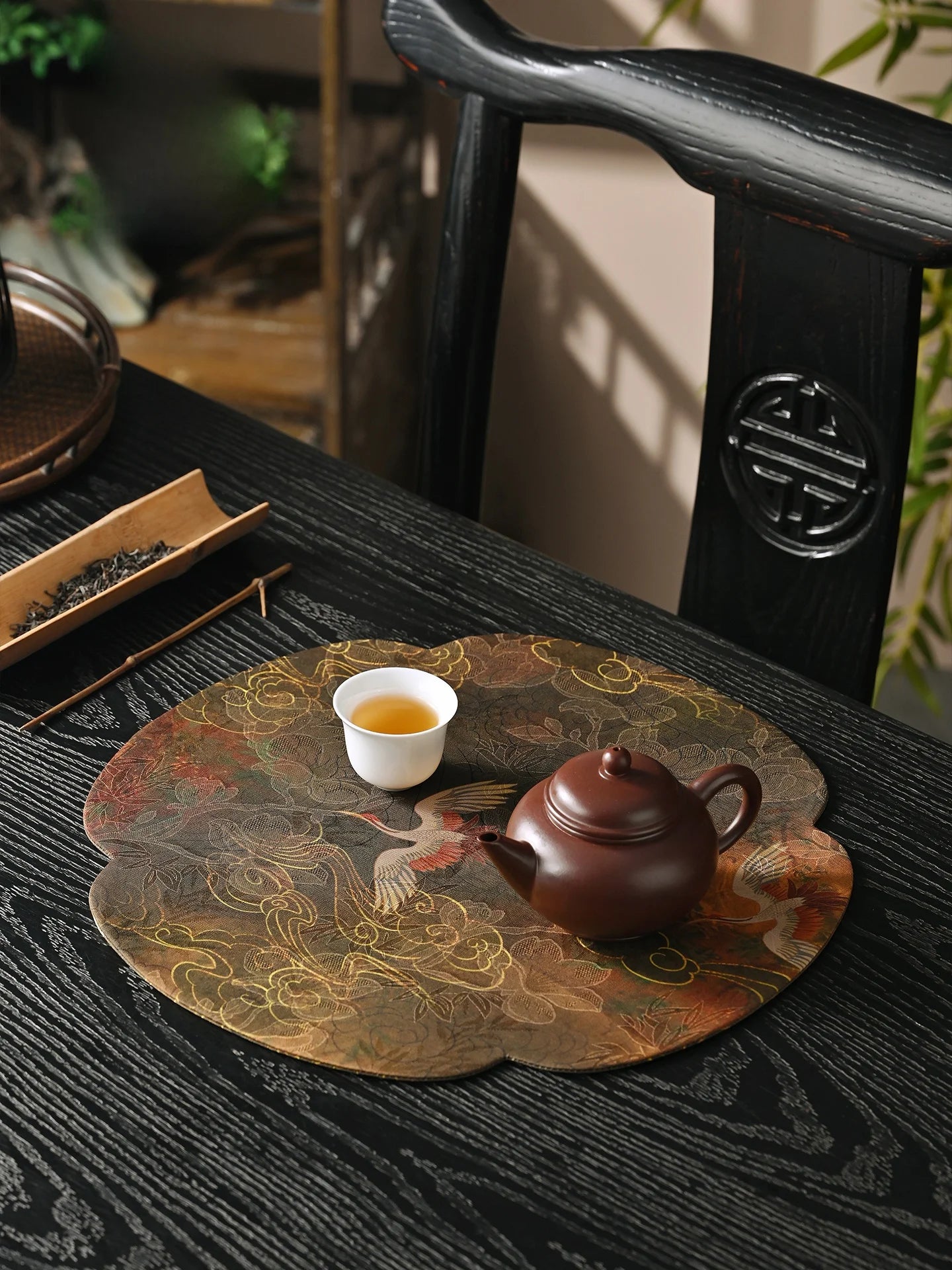 Handgemachte chinesische Zen-Wolken Seidentischmatte – Asiatische Heimdekoration