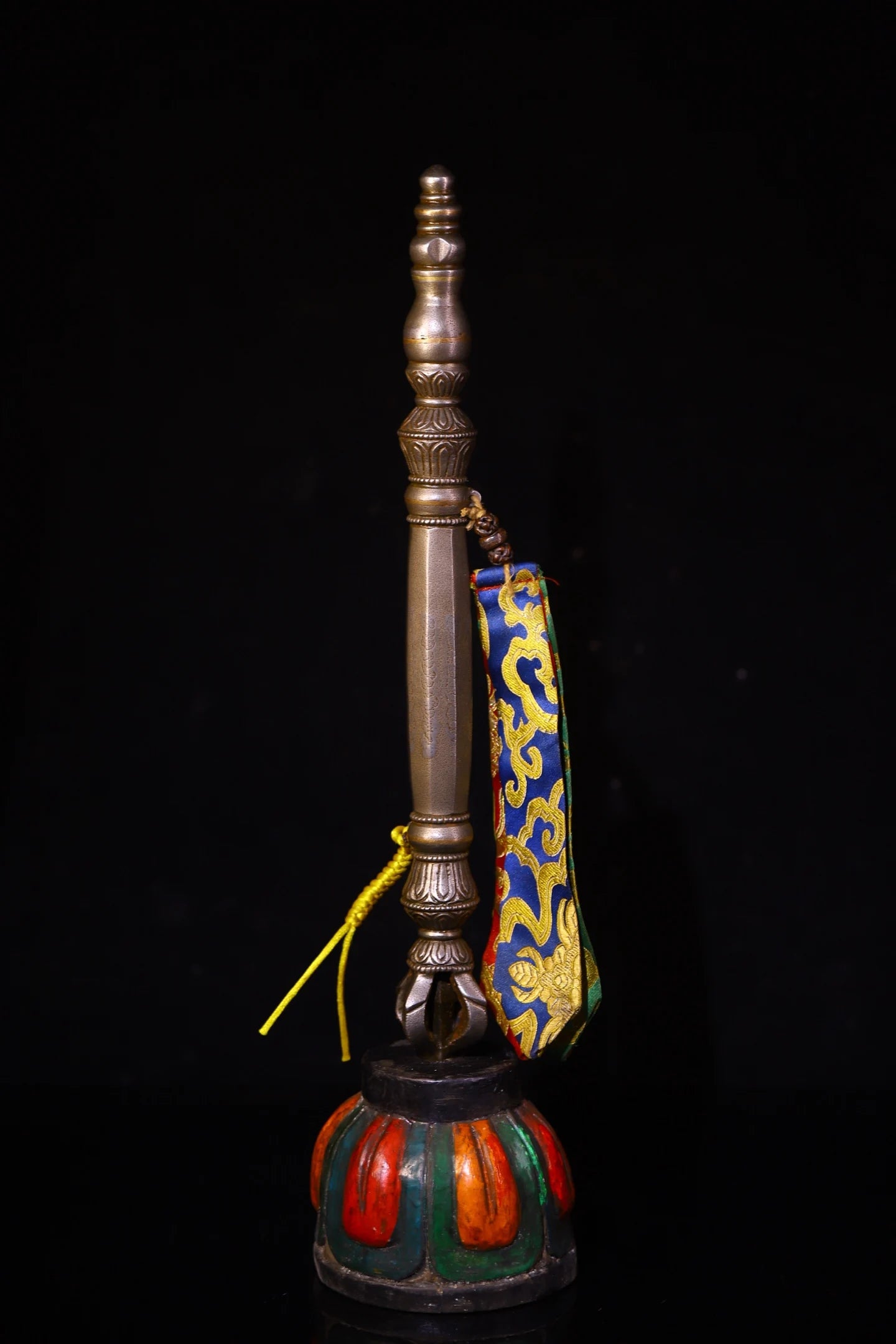 16" Cinnabar Vajra Phurpa with Bodhi Root Base – Temple Dorje Mace