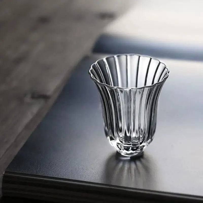 50ml Japanese Floral Glass Teacup – Heat-Resistant Gongfu Tasting Cup