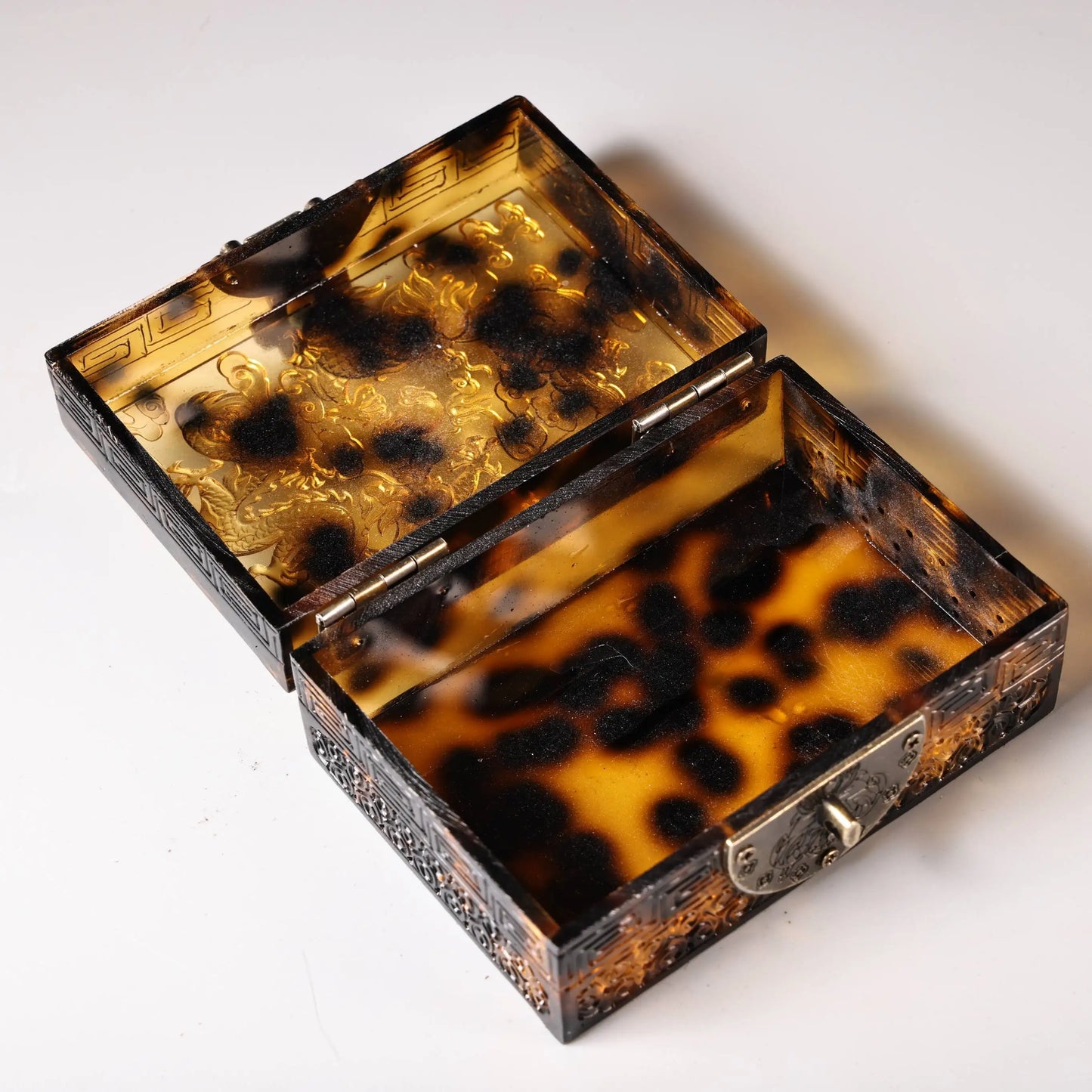 4" alte Echte Karettschildkröte Hochrelief-Langbox-Amulett