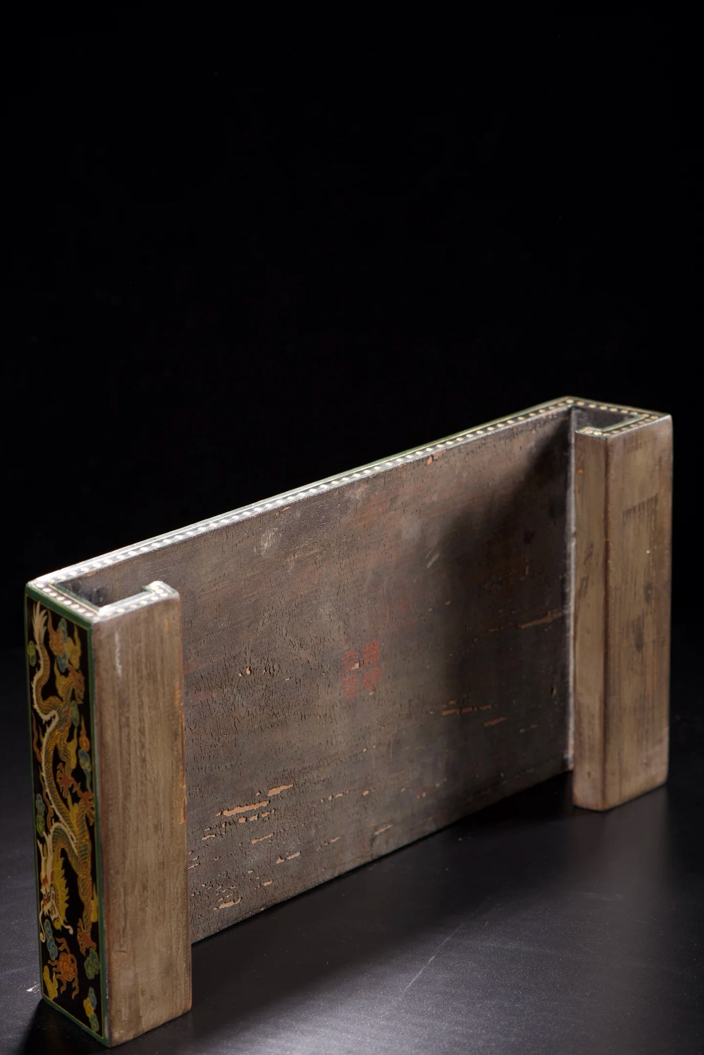 Old Wood Lacquer Dragon Scroll Stand – Gold-Outline Display Rack