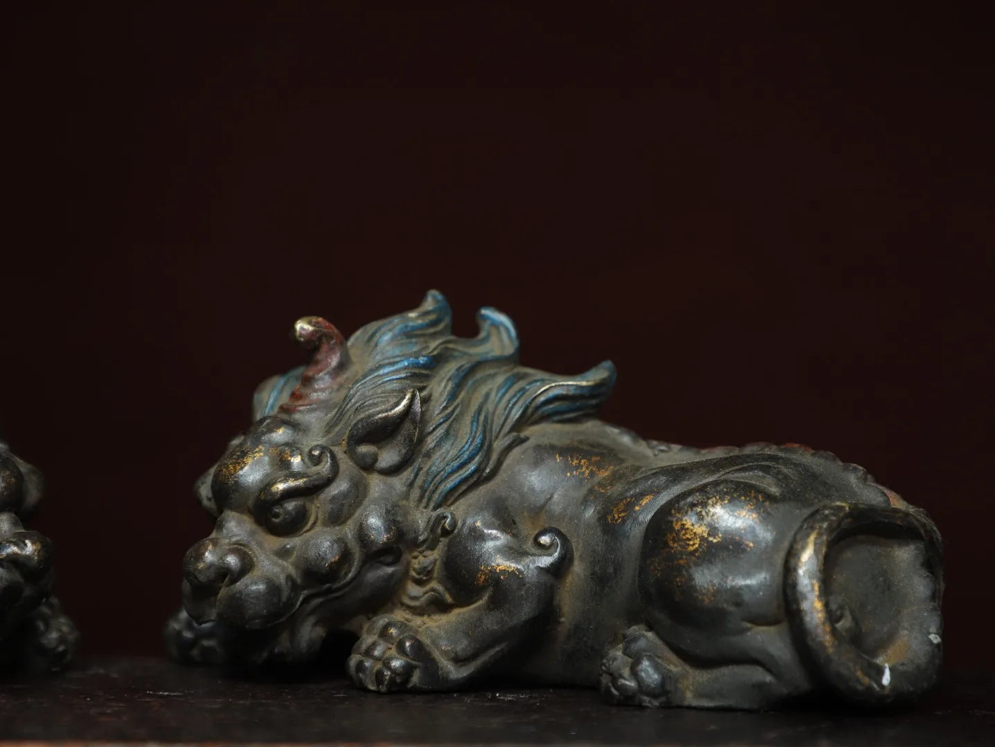 7"Tibetan Temple Collection Old Bronze Gilded Unicorn Lion Statue A Pair Divine beast Amass wealth Ornaments Town house