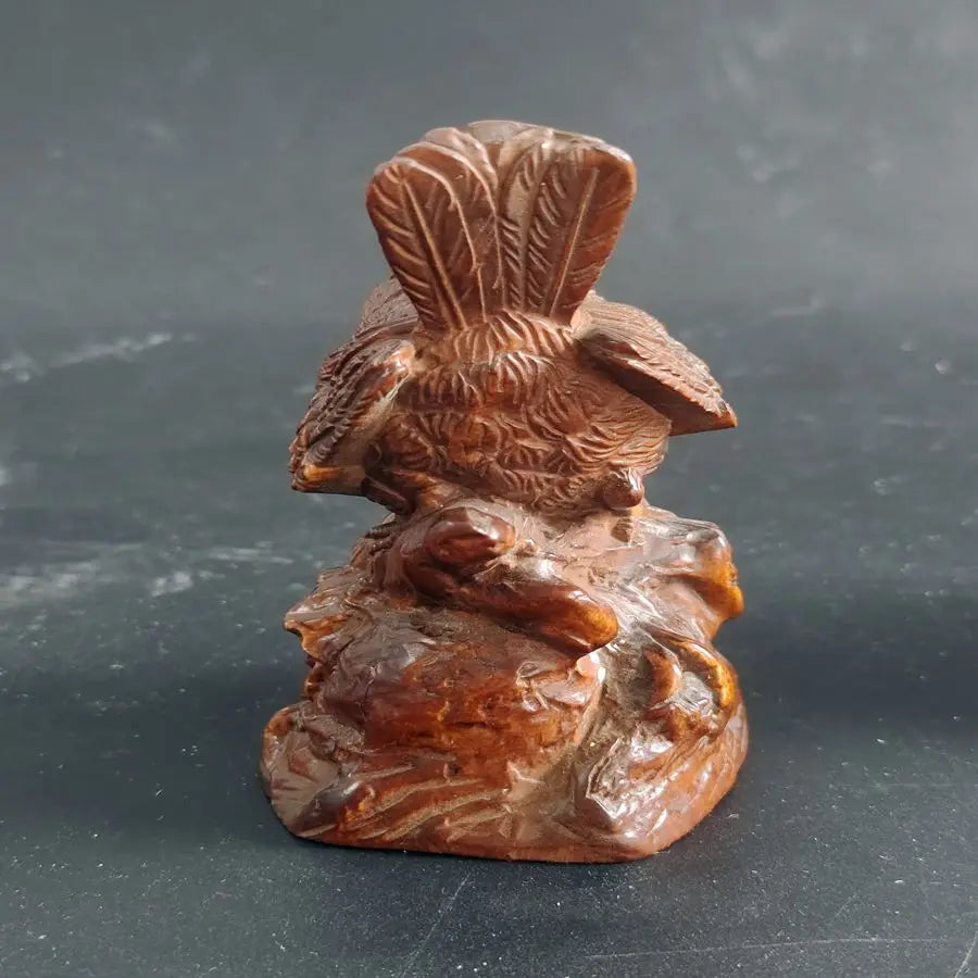 Buchsbaum Elster Netsuke Figur – Chinesische Sammlerminatur