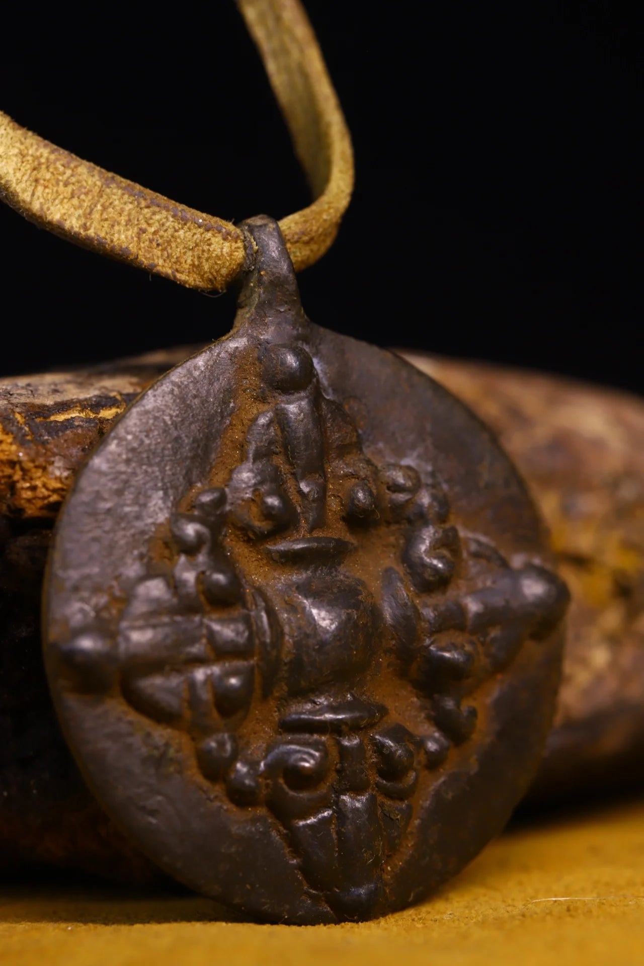 2" Bronze Cross Vajra Amulet – Temple Buddha Plate Protector