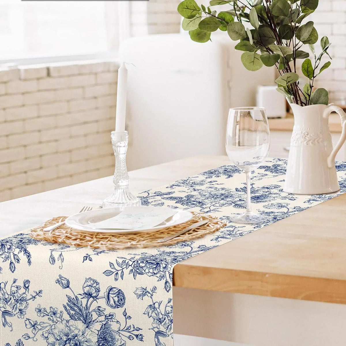 Chinoiserie Floral Linen Table Runner