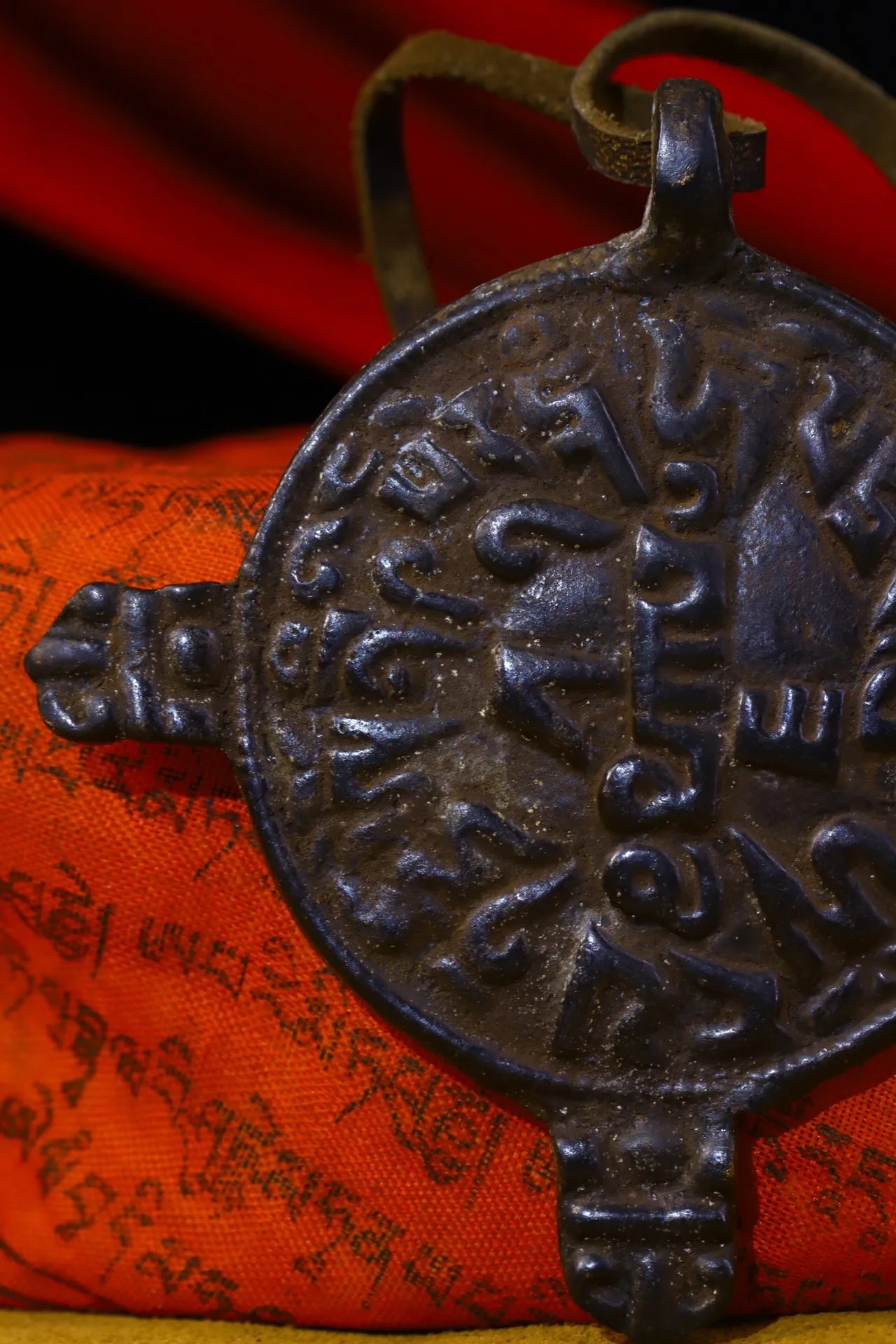 4" Bronze Six‑Word Proverb Turtle Amulet – Asian Home Decor Pendant