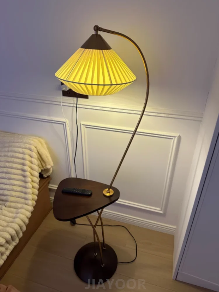 Japanese Retro Floor Lamp Living Room SofaSide Standing Lamp Bedside Lamp Medieval Creative Home Decoration Lamp LED Shelf Light